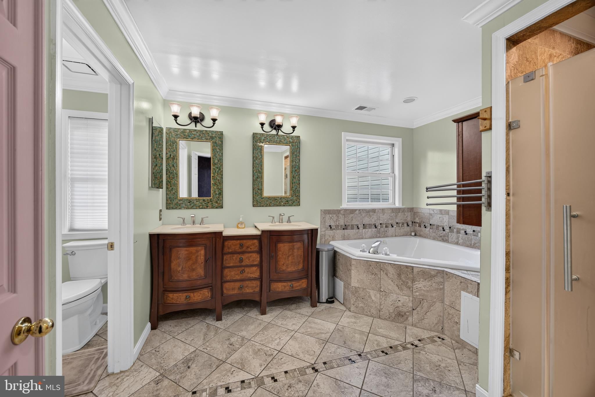 1058 CAREN DRIVE