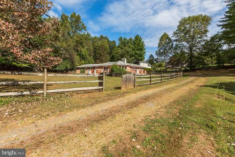 10620 MARBURY ROAD OAKTON VA 22124