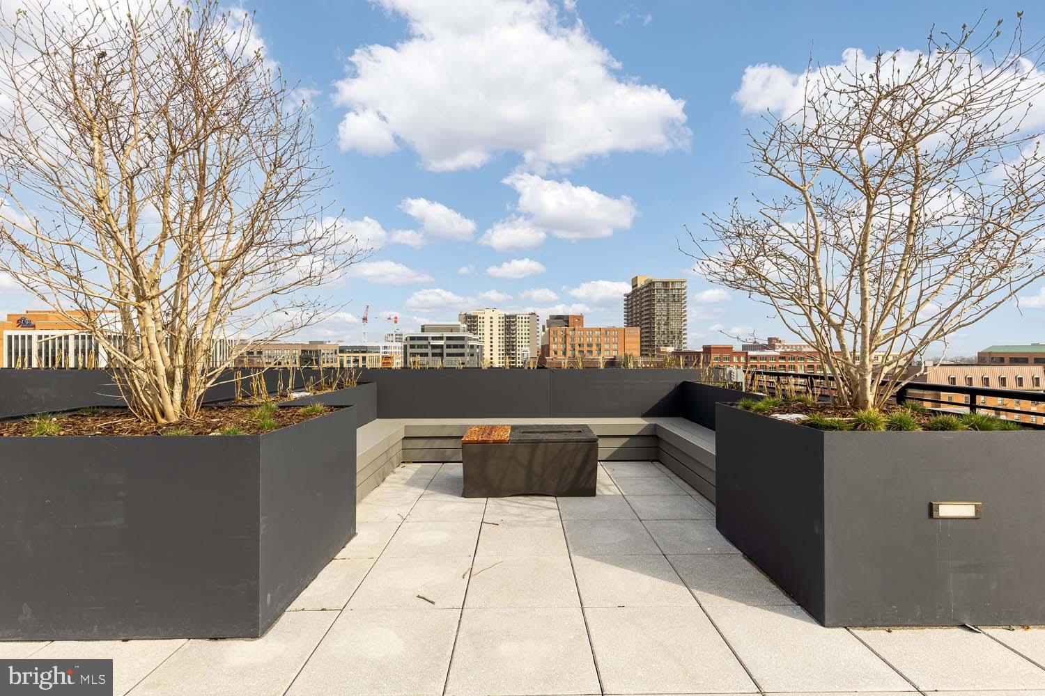 OLD TOWN NORTH - Residential