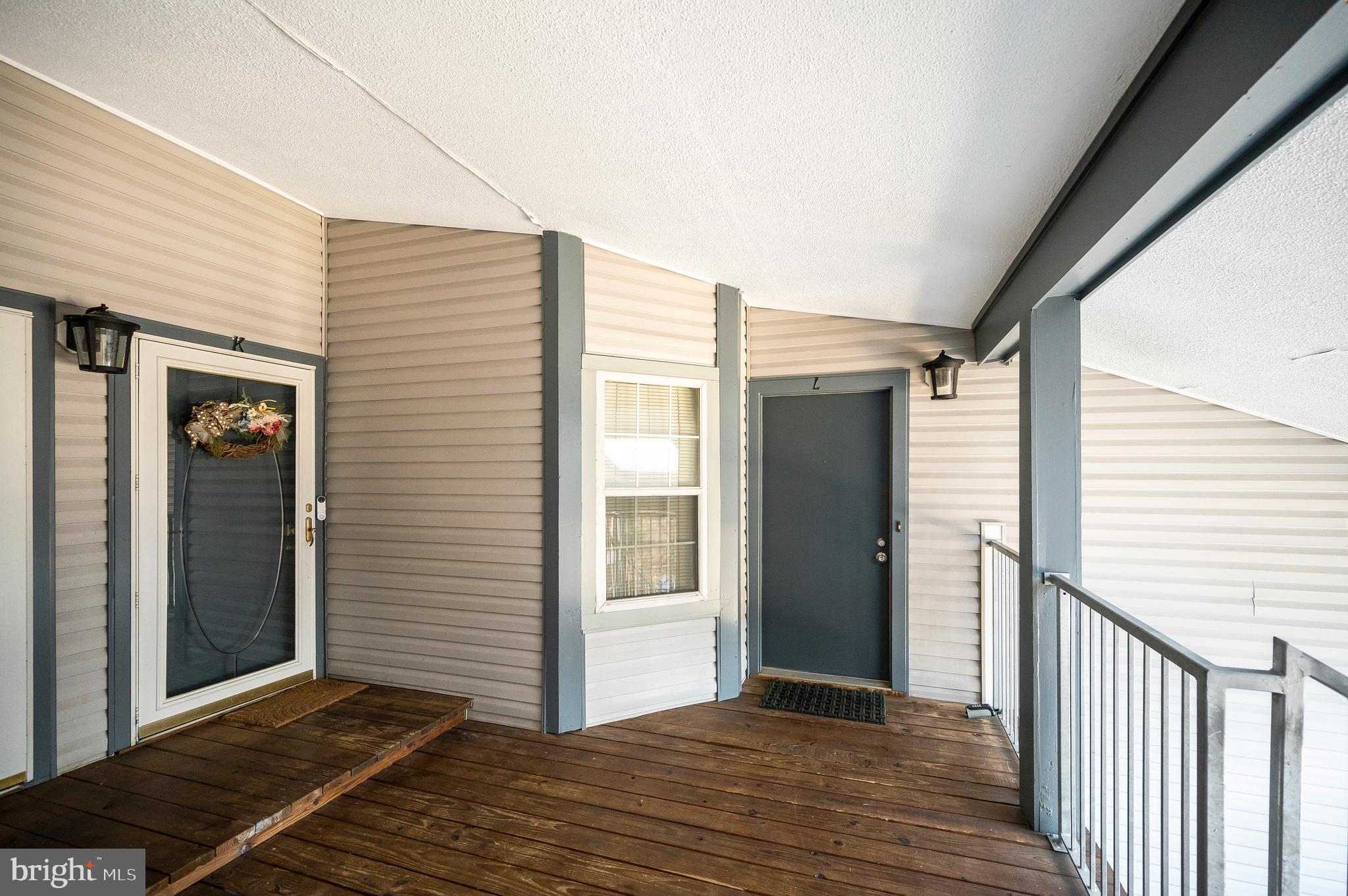 6908 VICTORIA DRIVE L