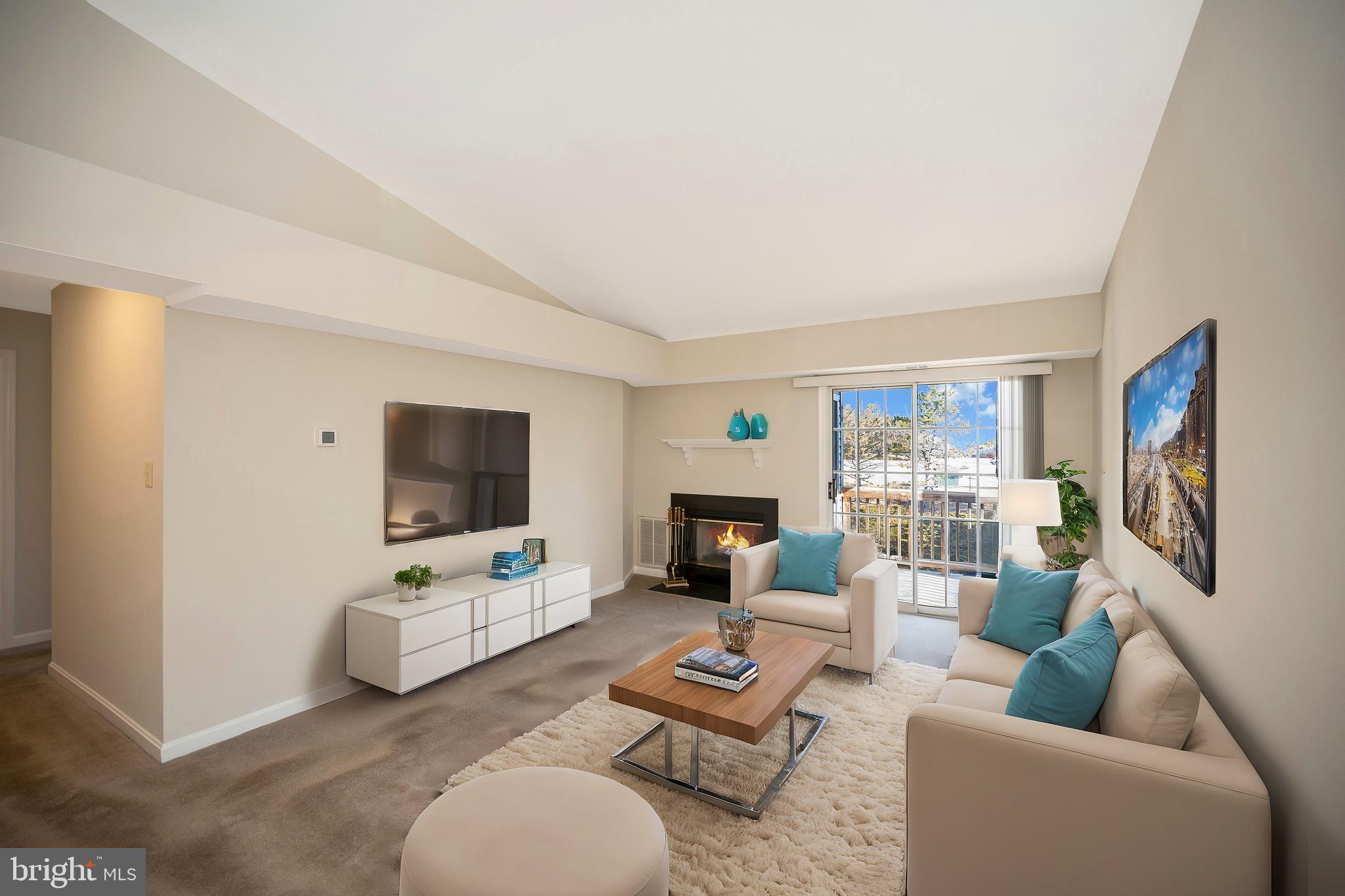 6908 VICTORIA DRIVE L