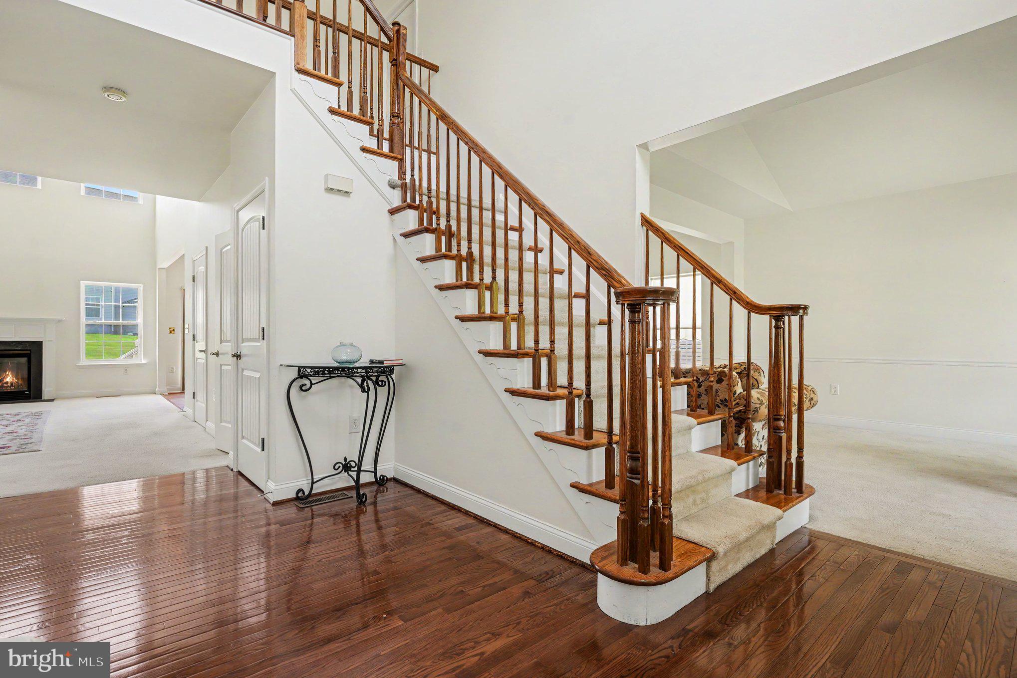 KINGSTON HILL II - Residential