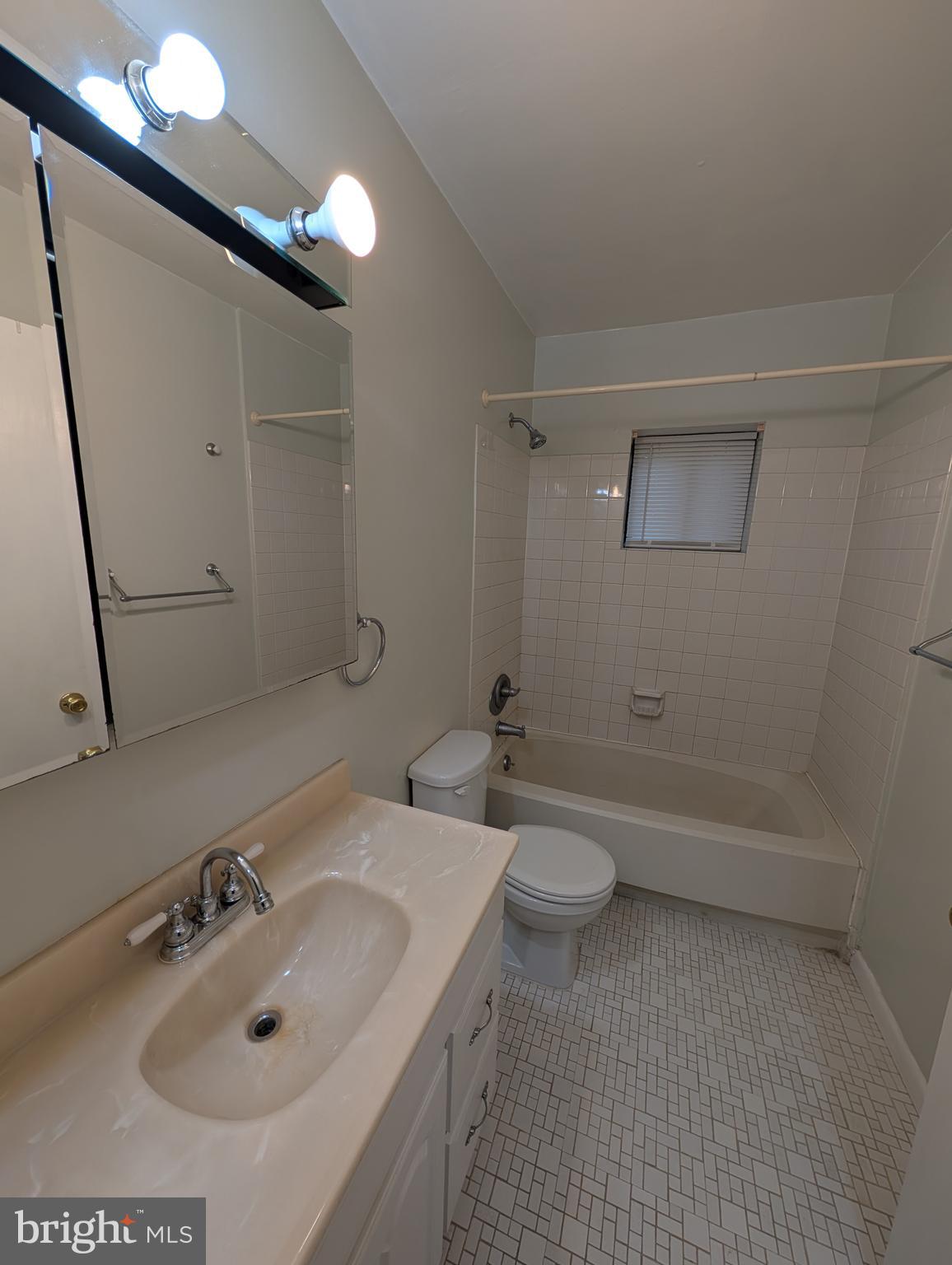 BALTIMORE - Residential Lease