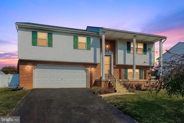 436 APPALOOSA WAY, RED LION, PA 17356 - Image 4c2081bced06ddd4fc0a3fb0c854d04c/2530684867