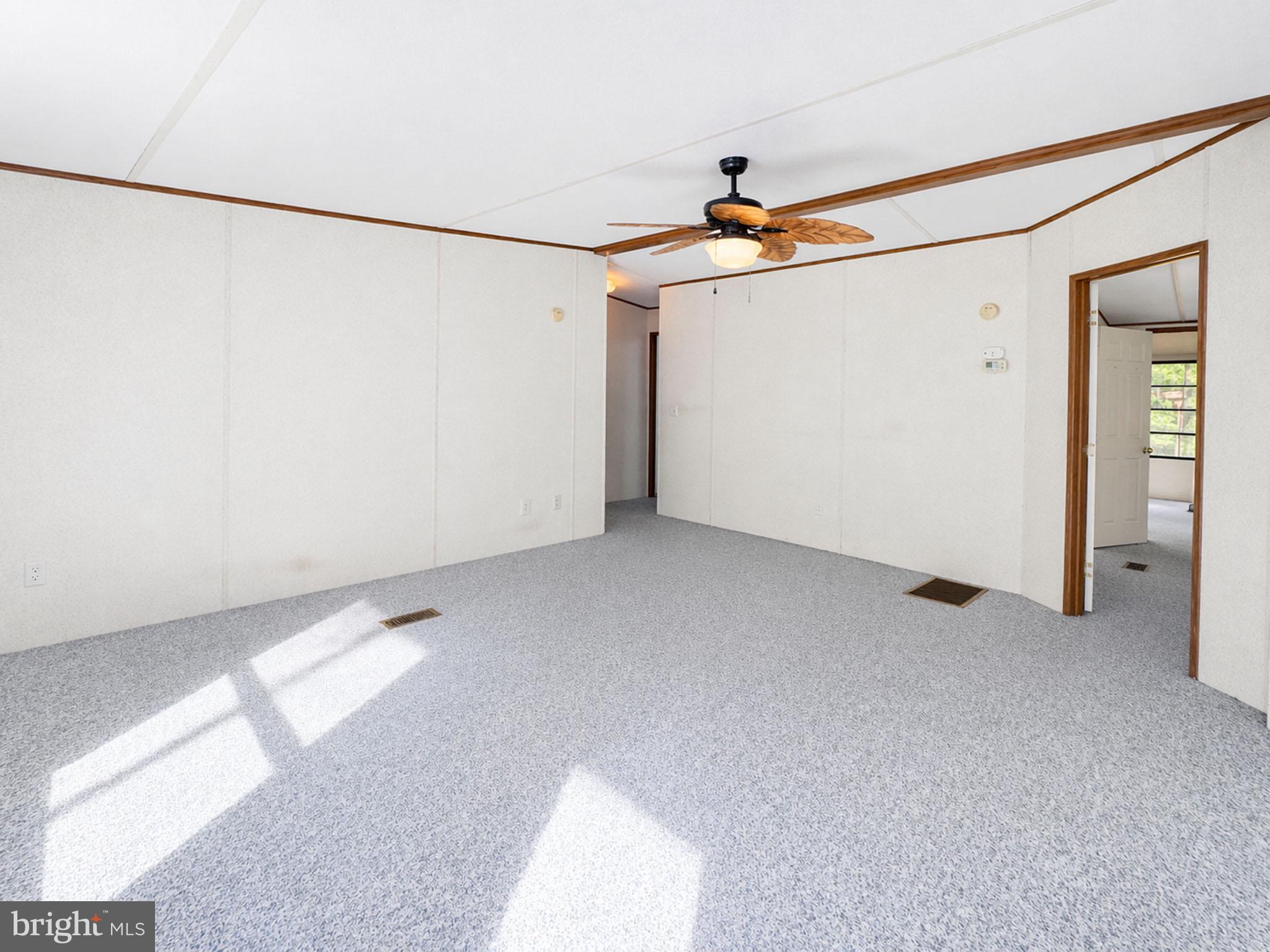 SHERWOOD ACRES - Residential