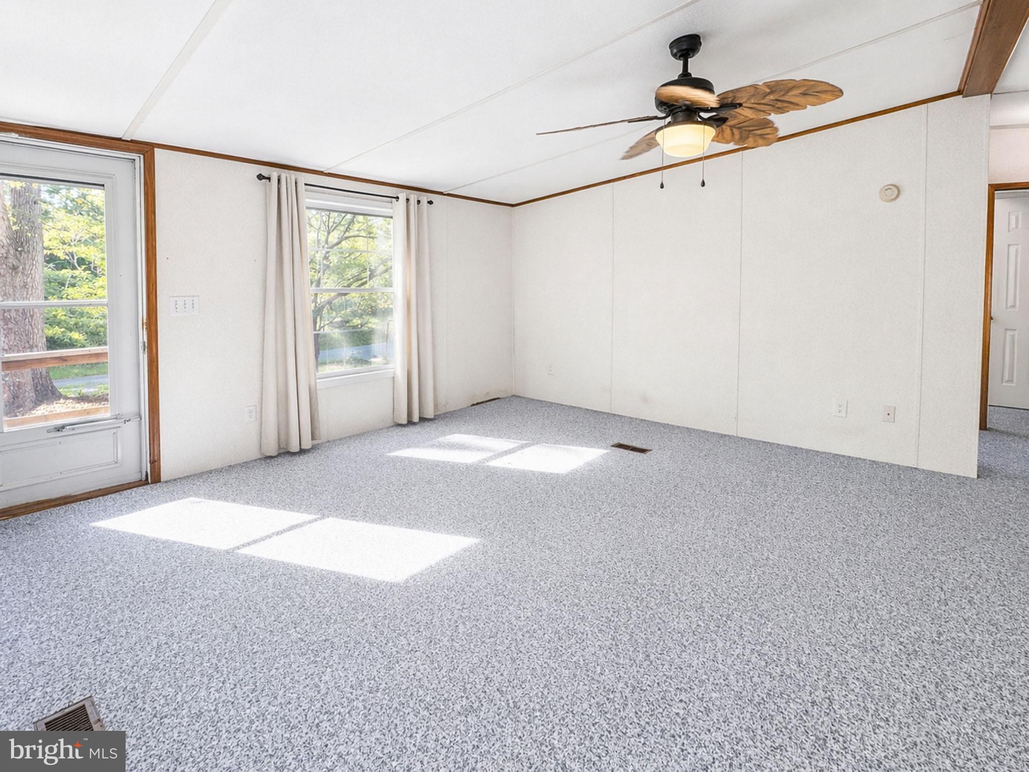 SHERWOOD ACRES - Residential