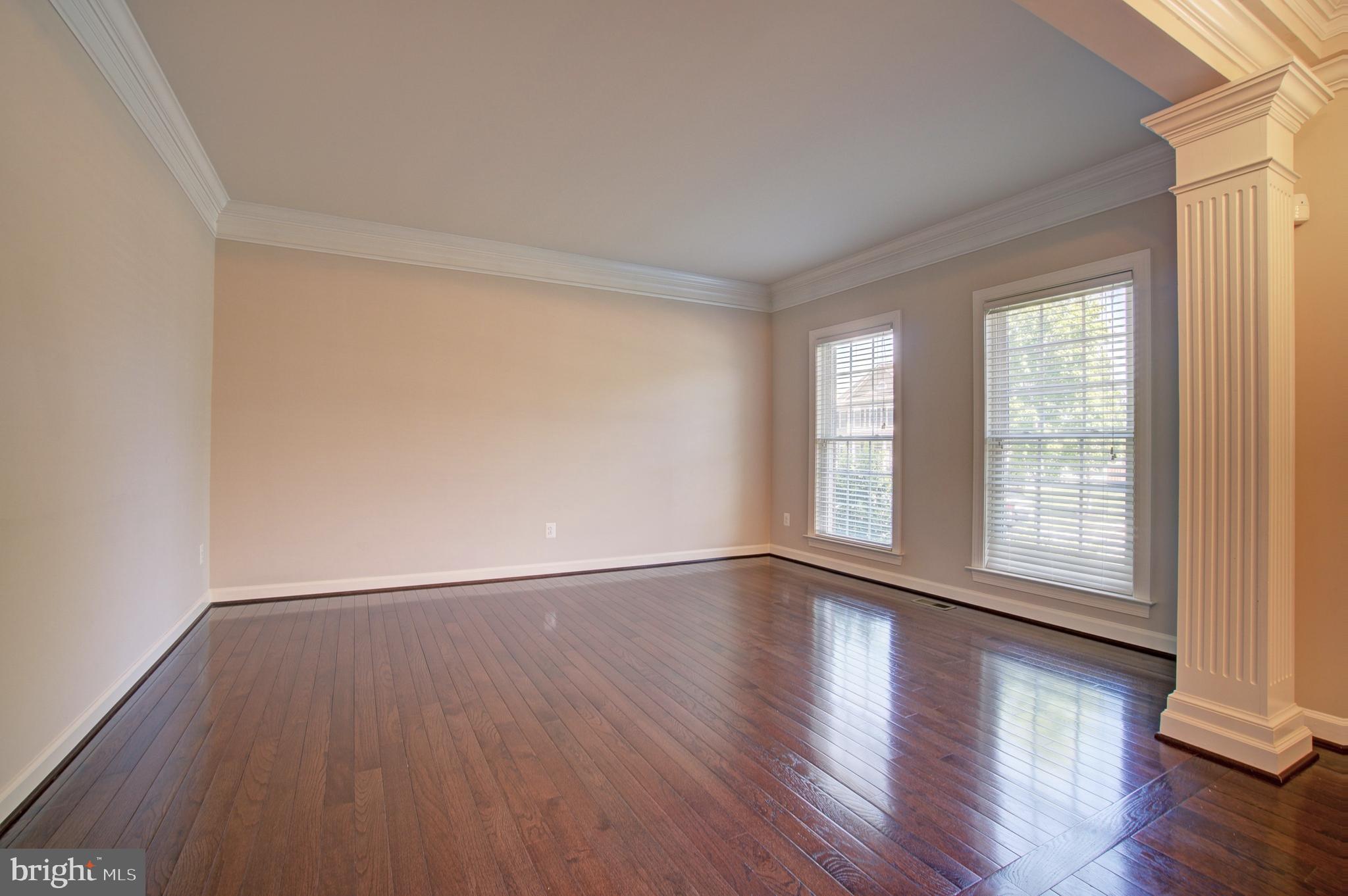 STONEGATE - Residential