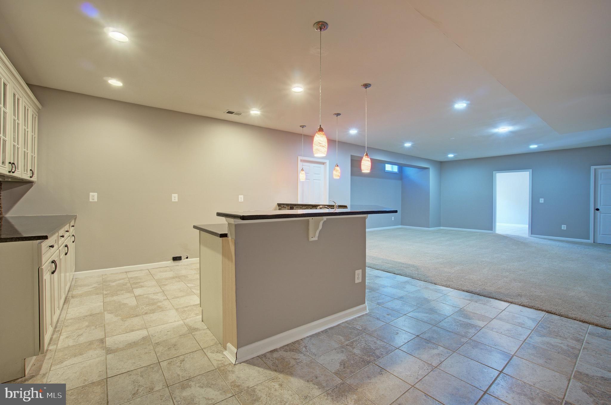 STONEGATE - Residential