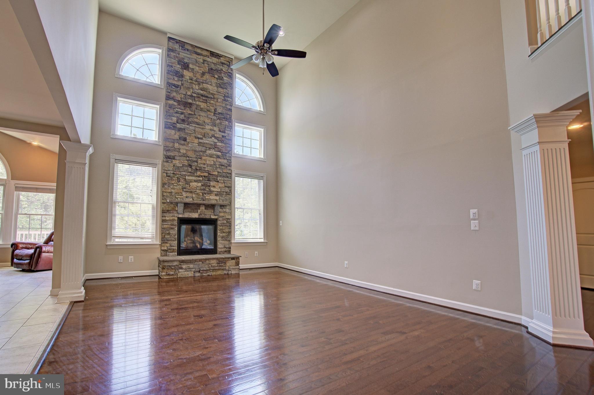 STONEGATE - Residential