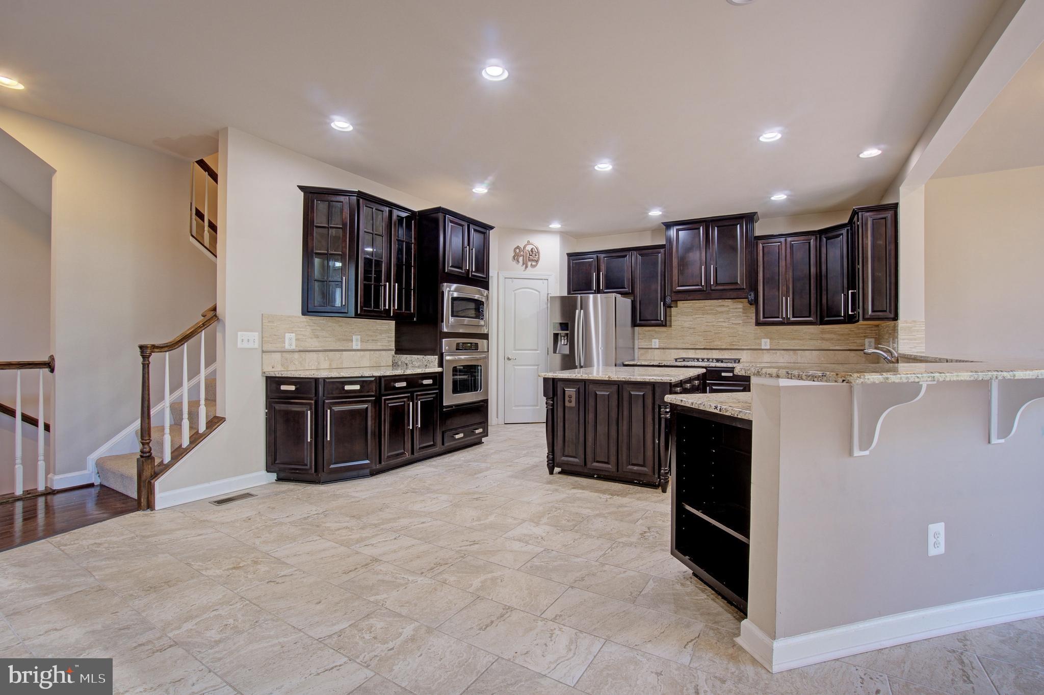 STONEGATE - Residential