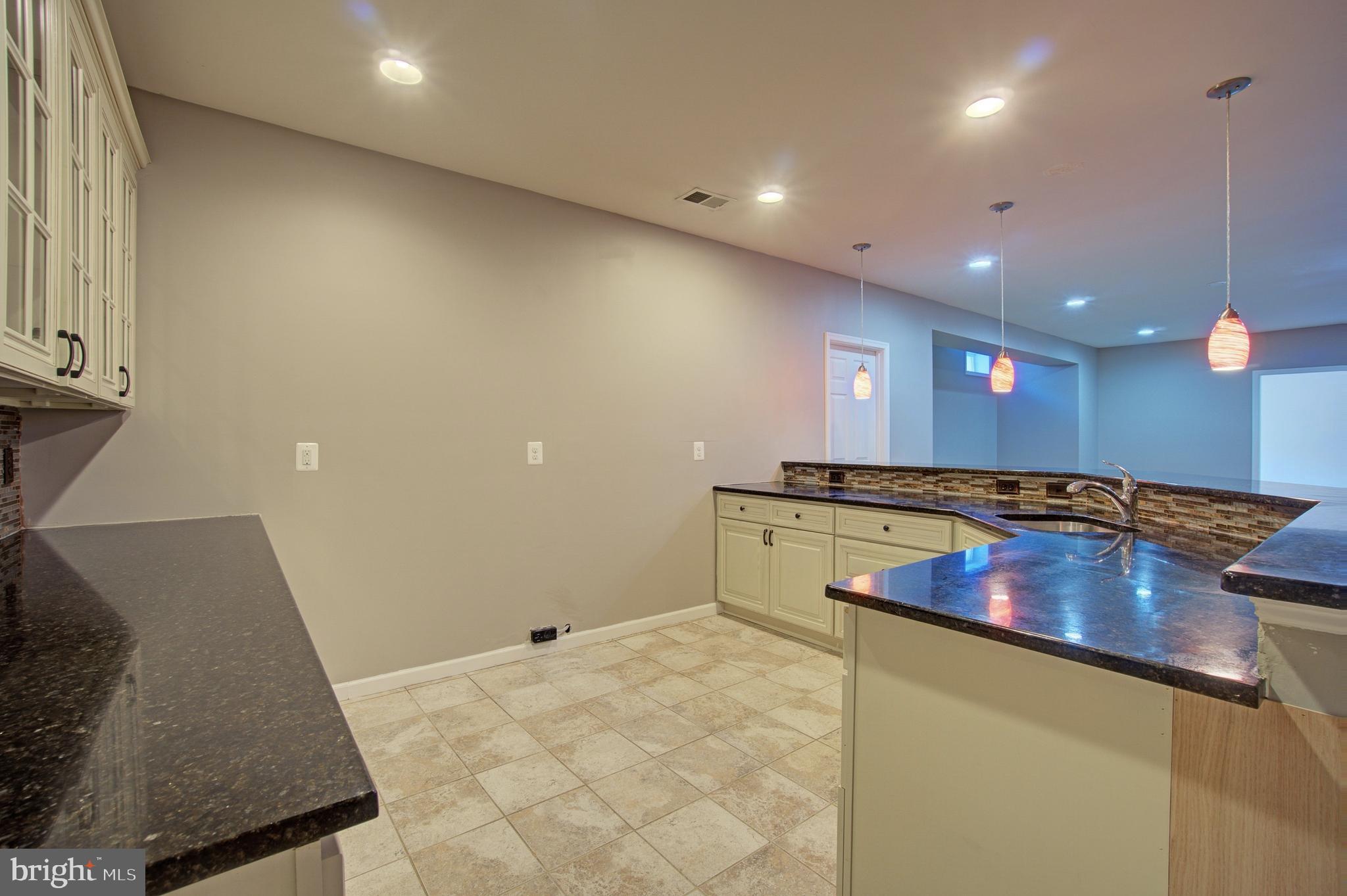 STONEGATE - Residential