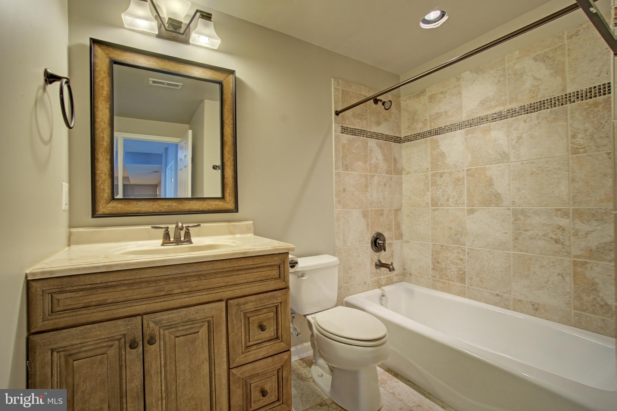 STONEGATE - Residential