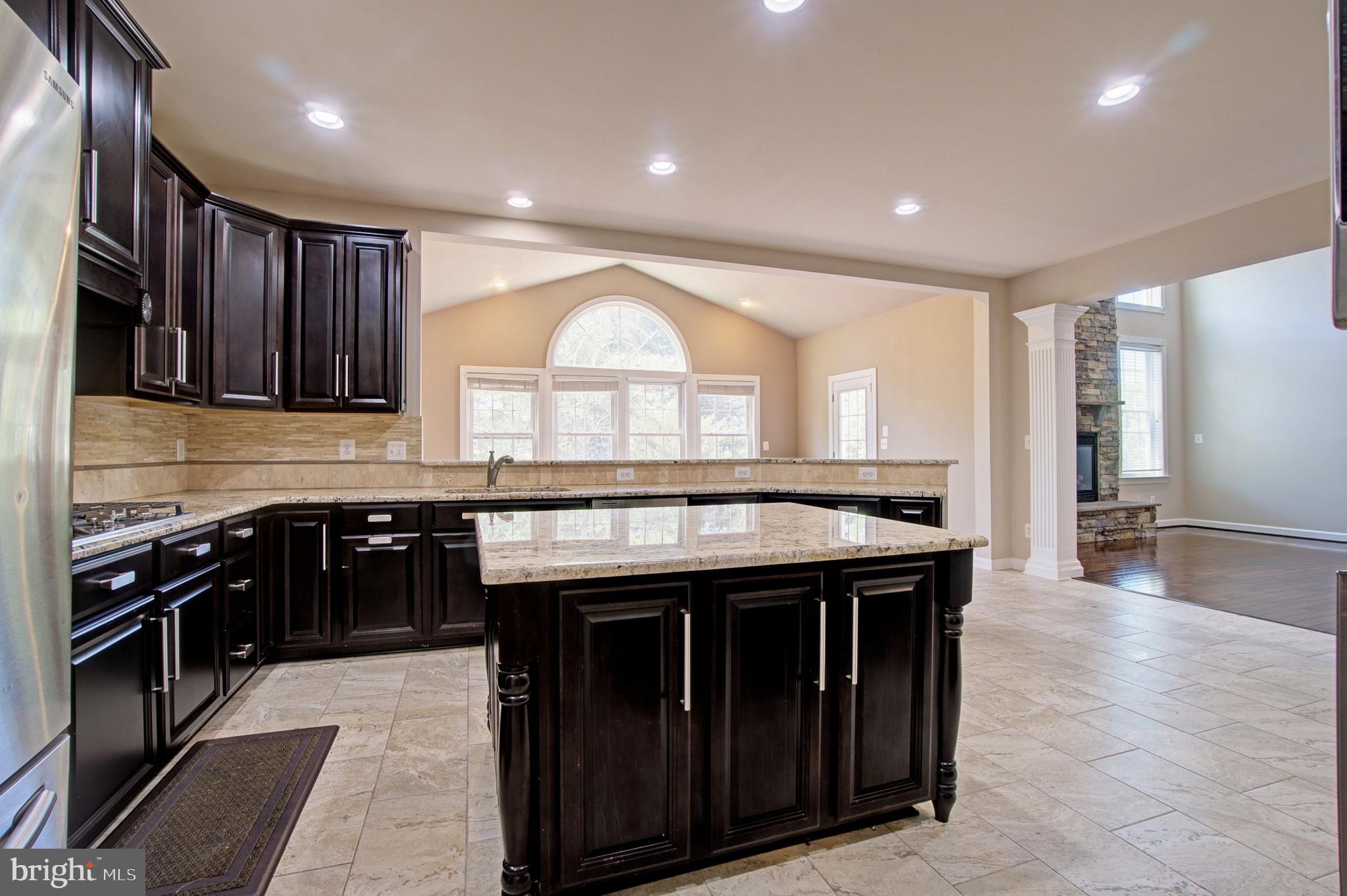 STONEGATE - Residential