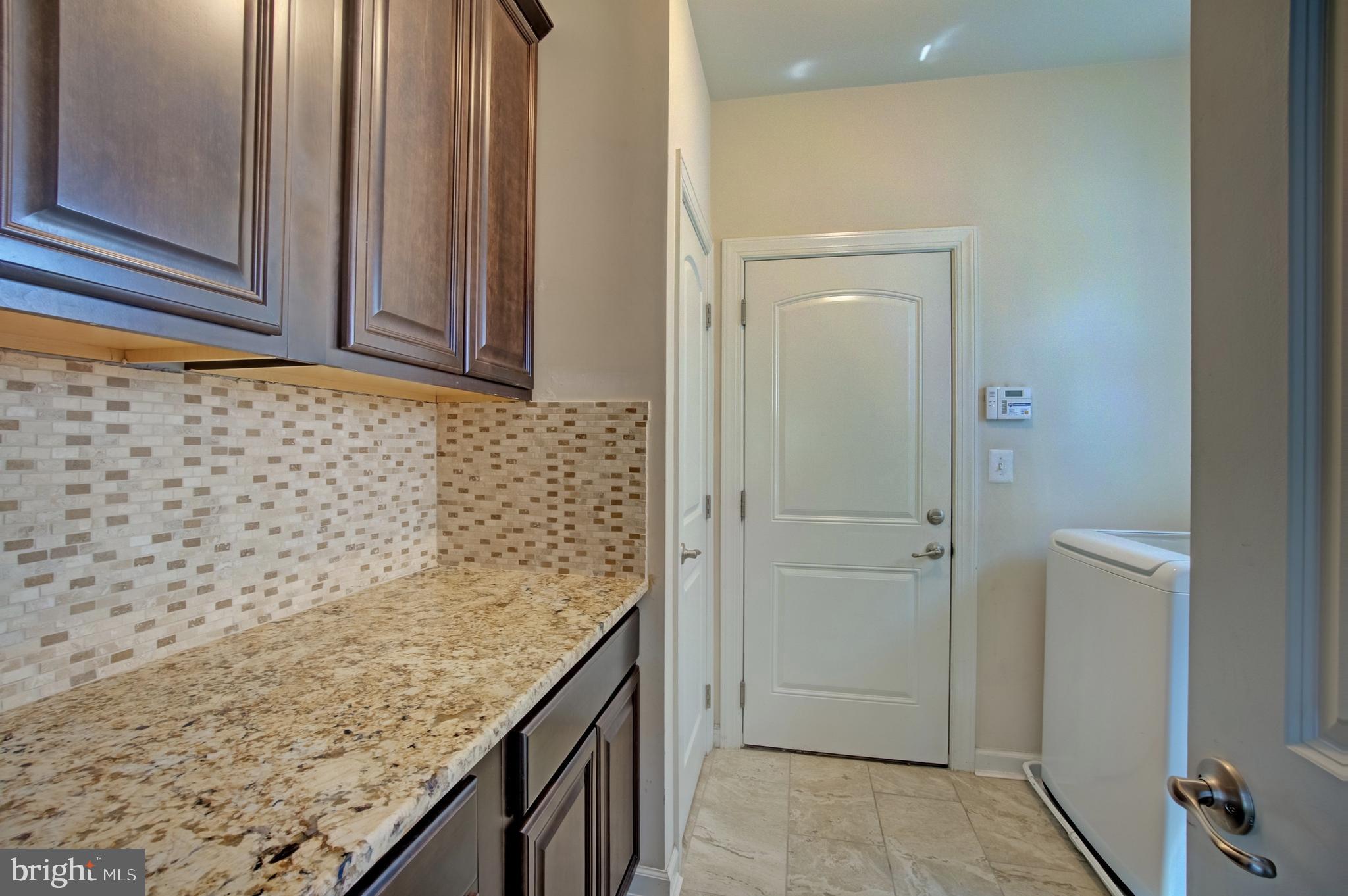 STONEGATE - Residential