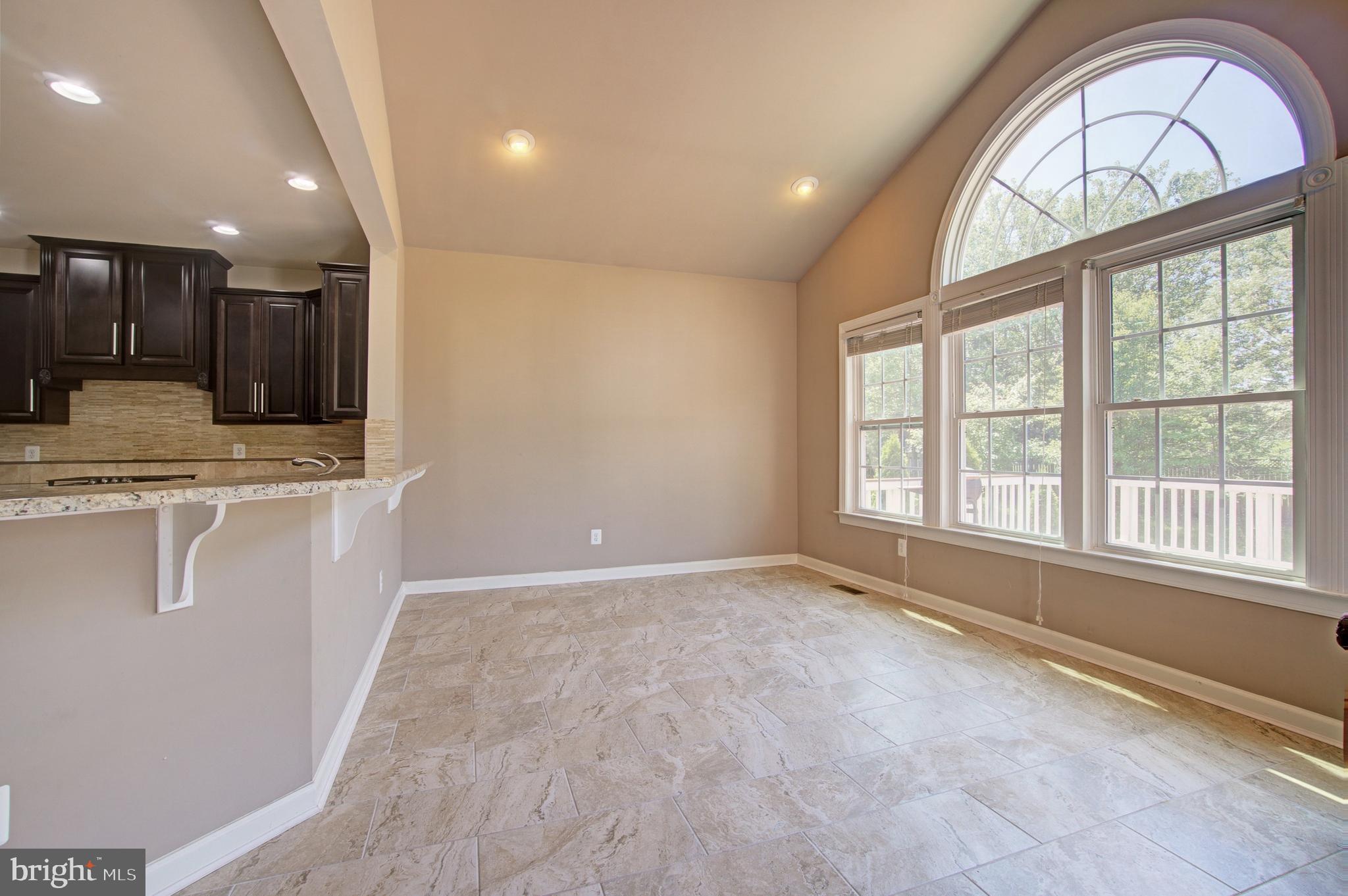 STONEGATE - Residential