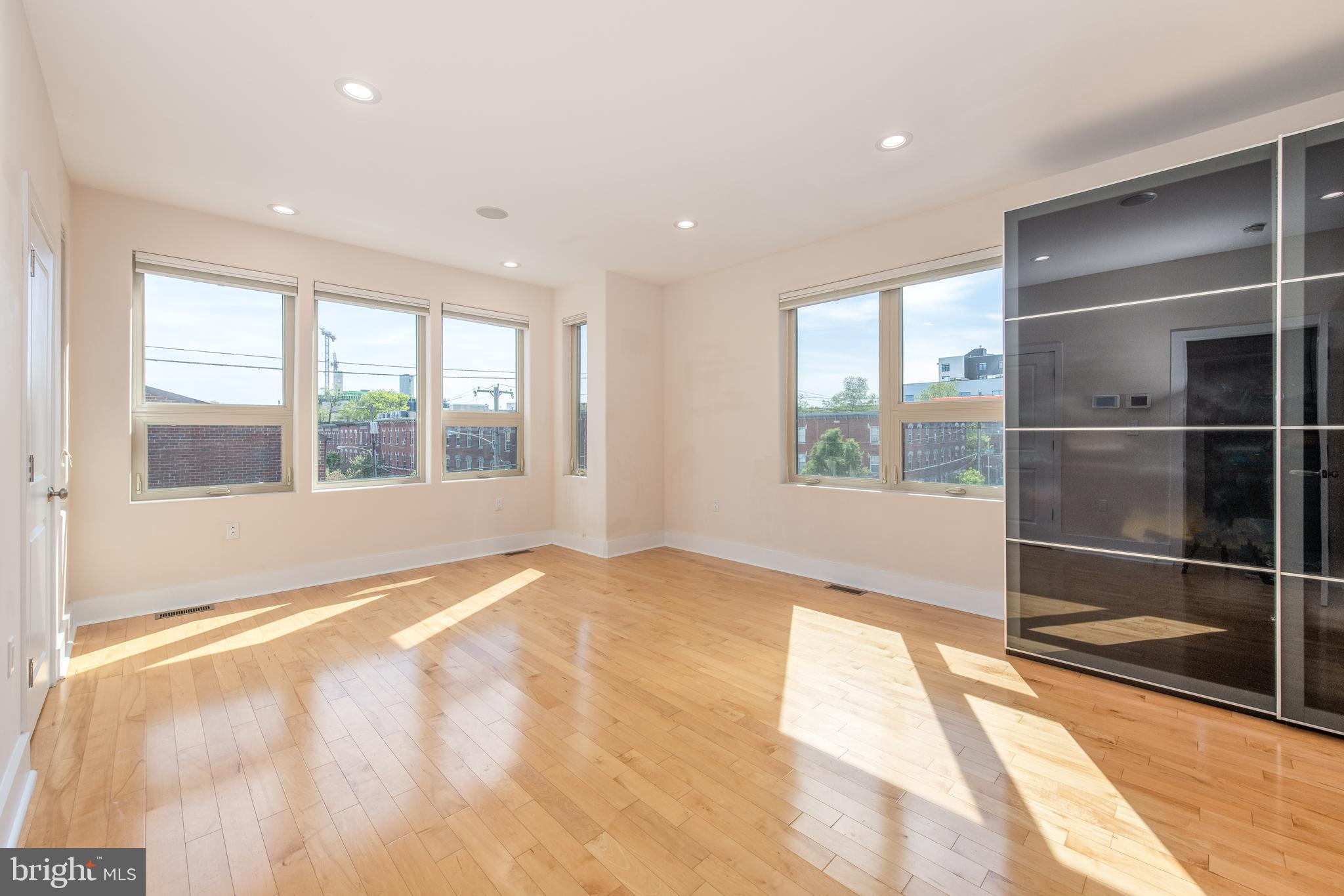 HAWTHORNE - Residential