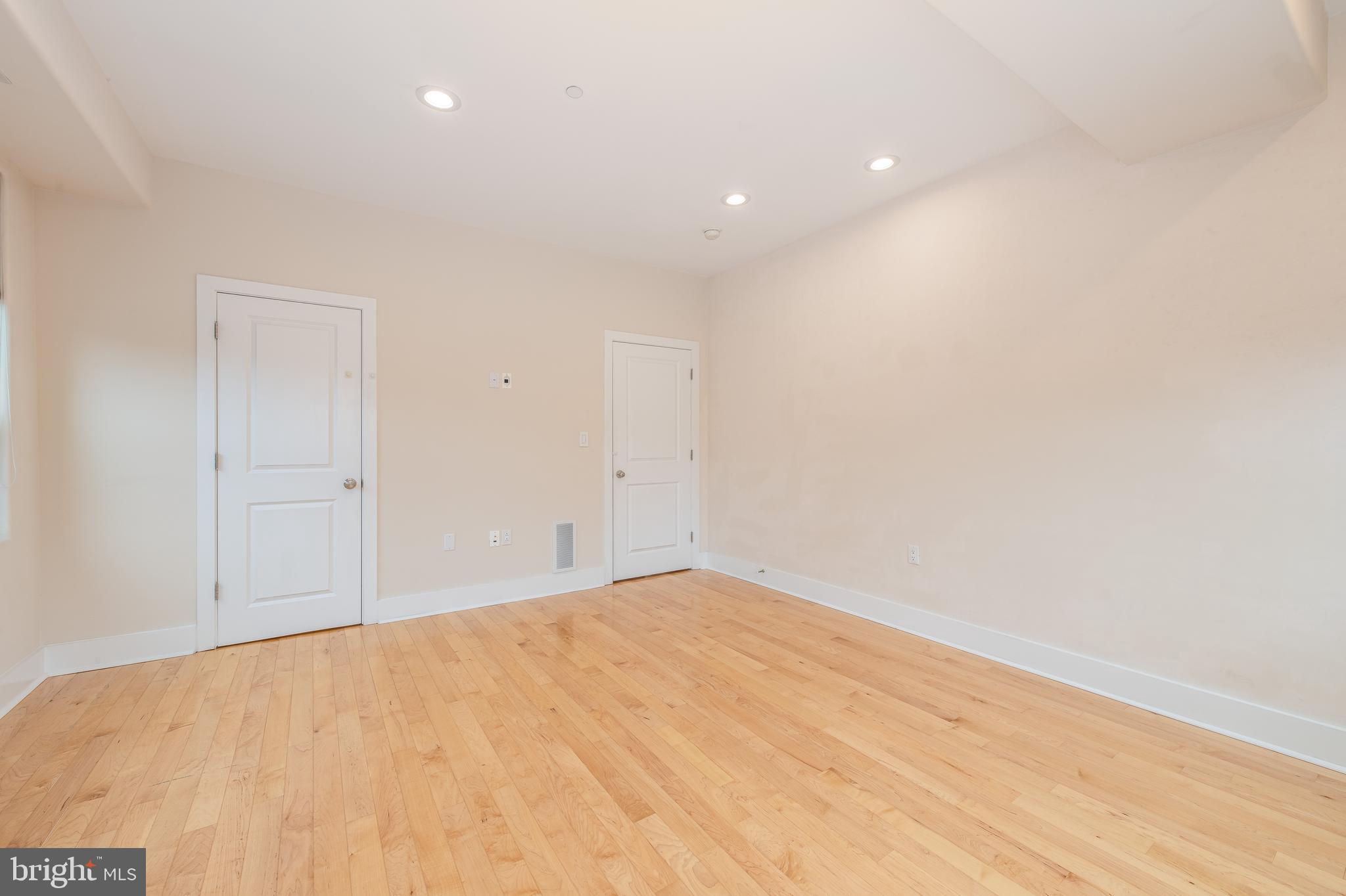 HAWTHORNE - Residential