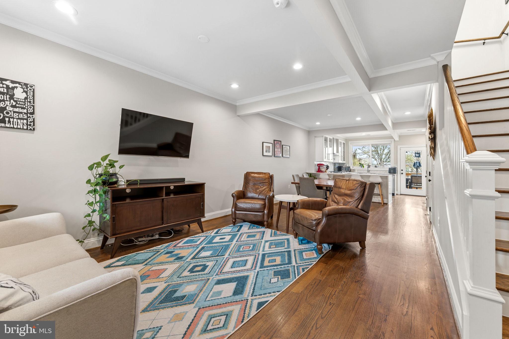 1283 OATES STREET NE