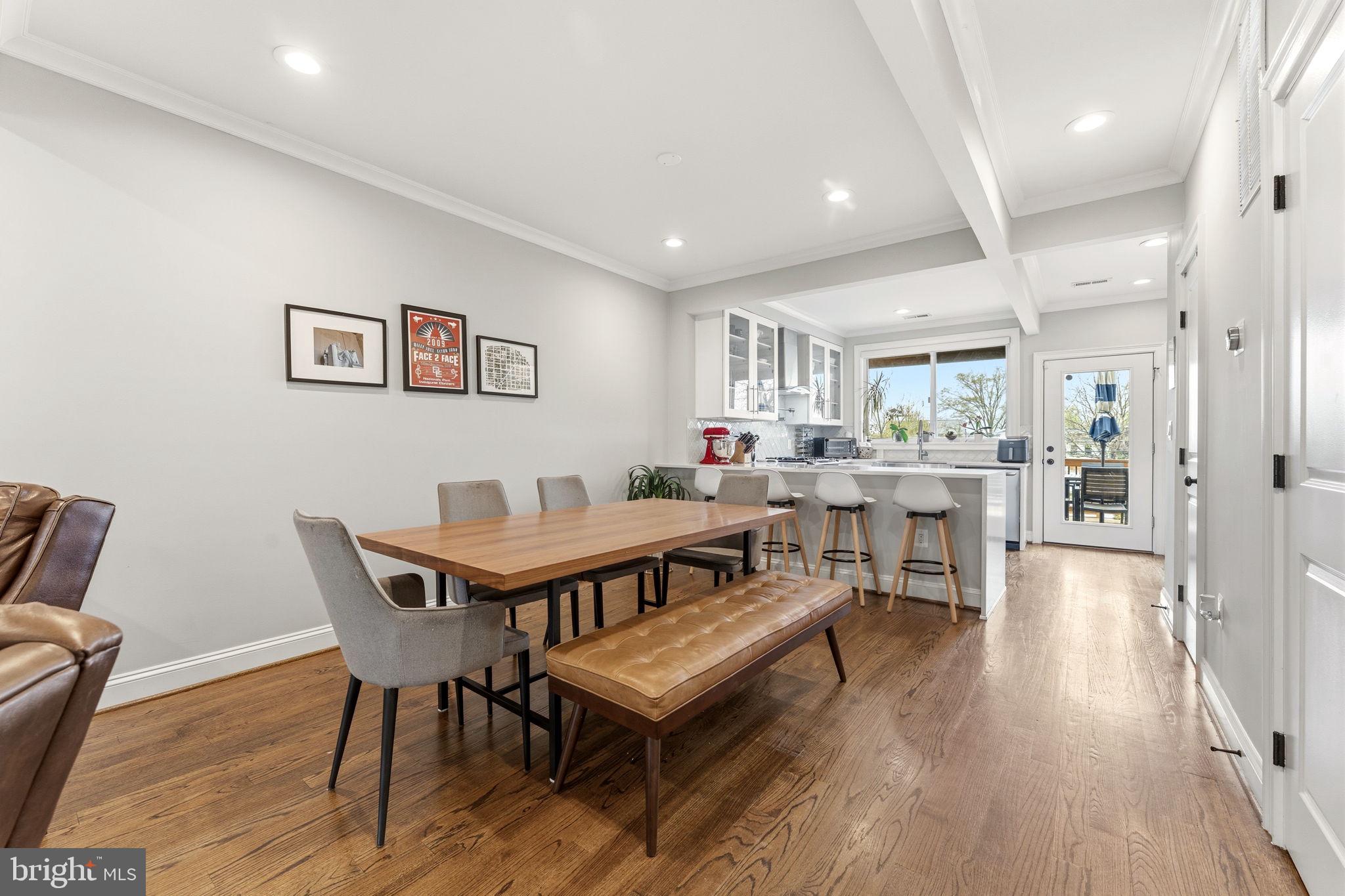 1283 OATES STREET NE