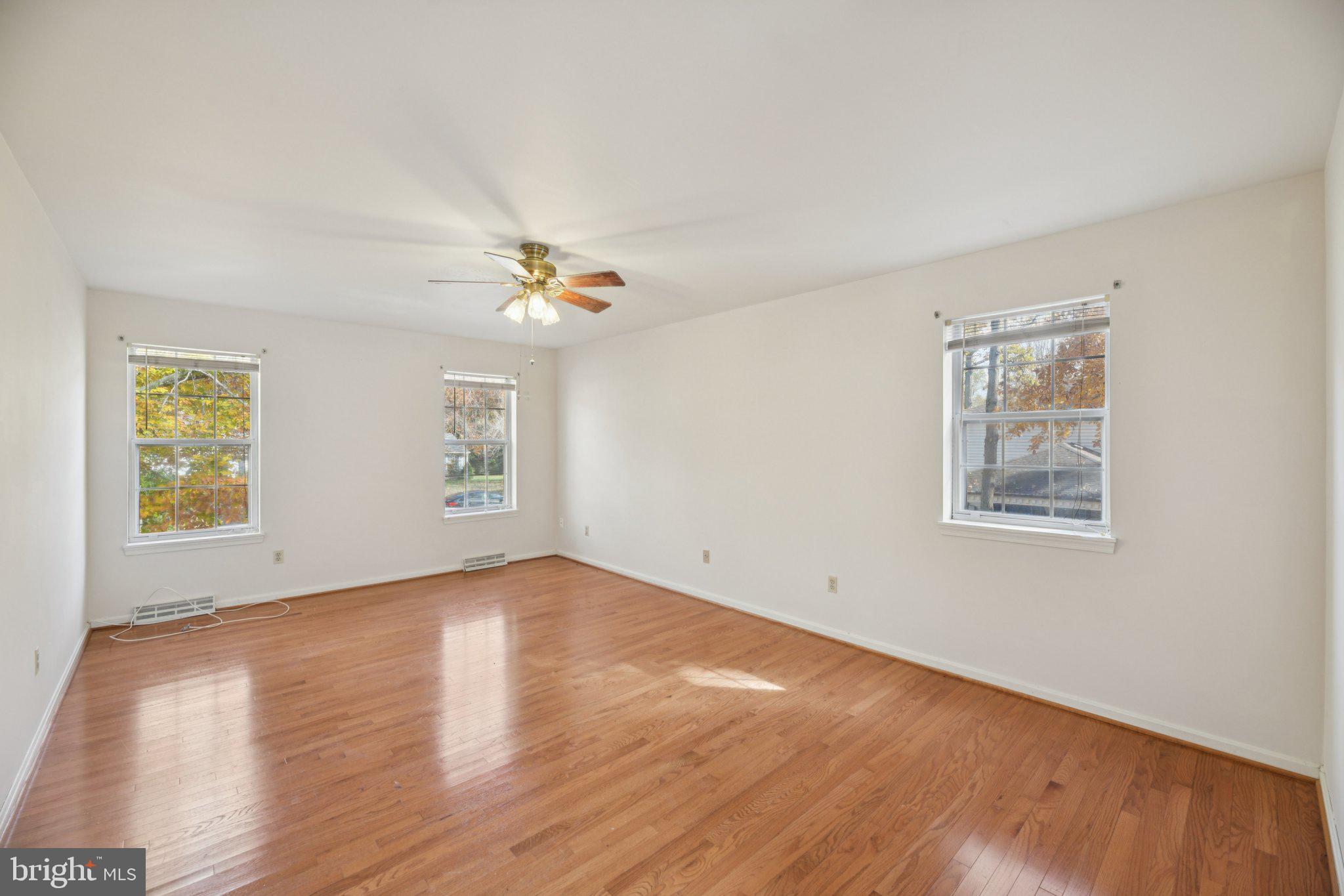 LAUREL BRANCH - Residential