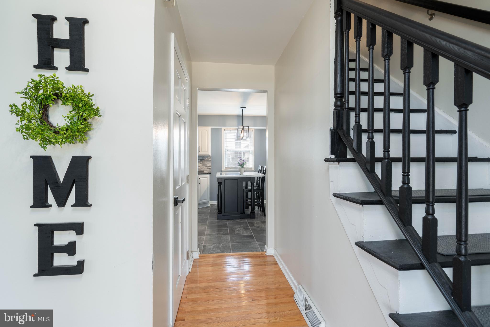 2524 BROOKFIELD STREET