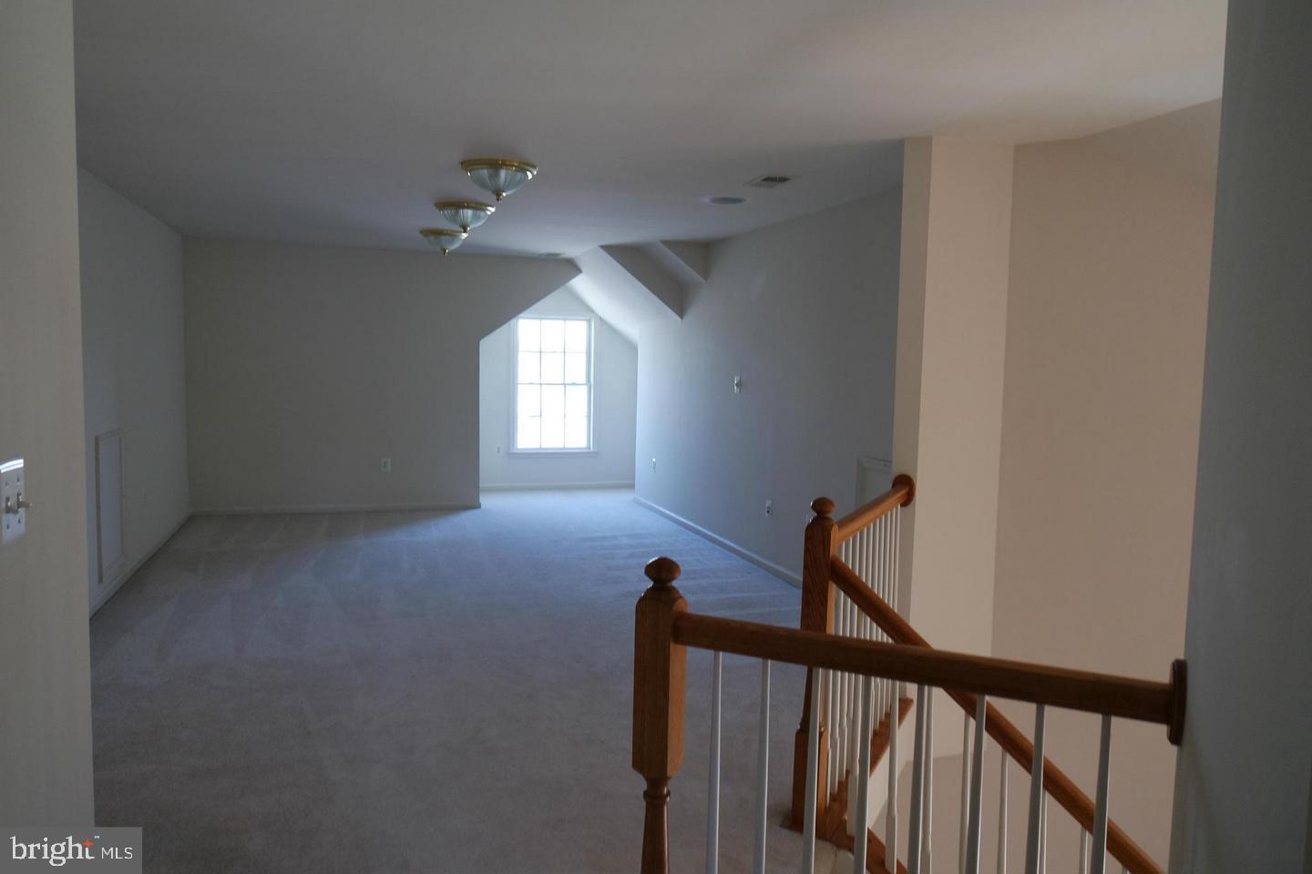 GLENKIRK ESTATES - Residential Lease