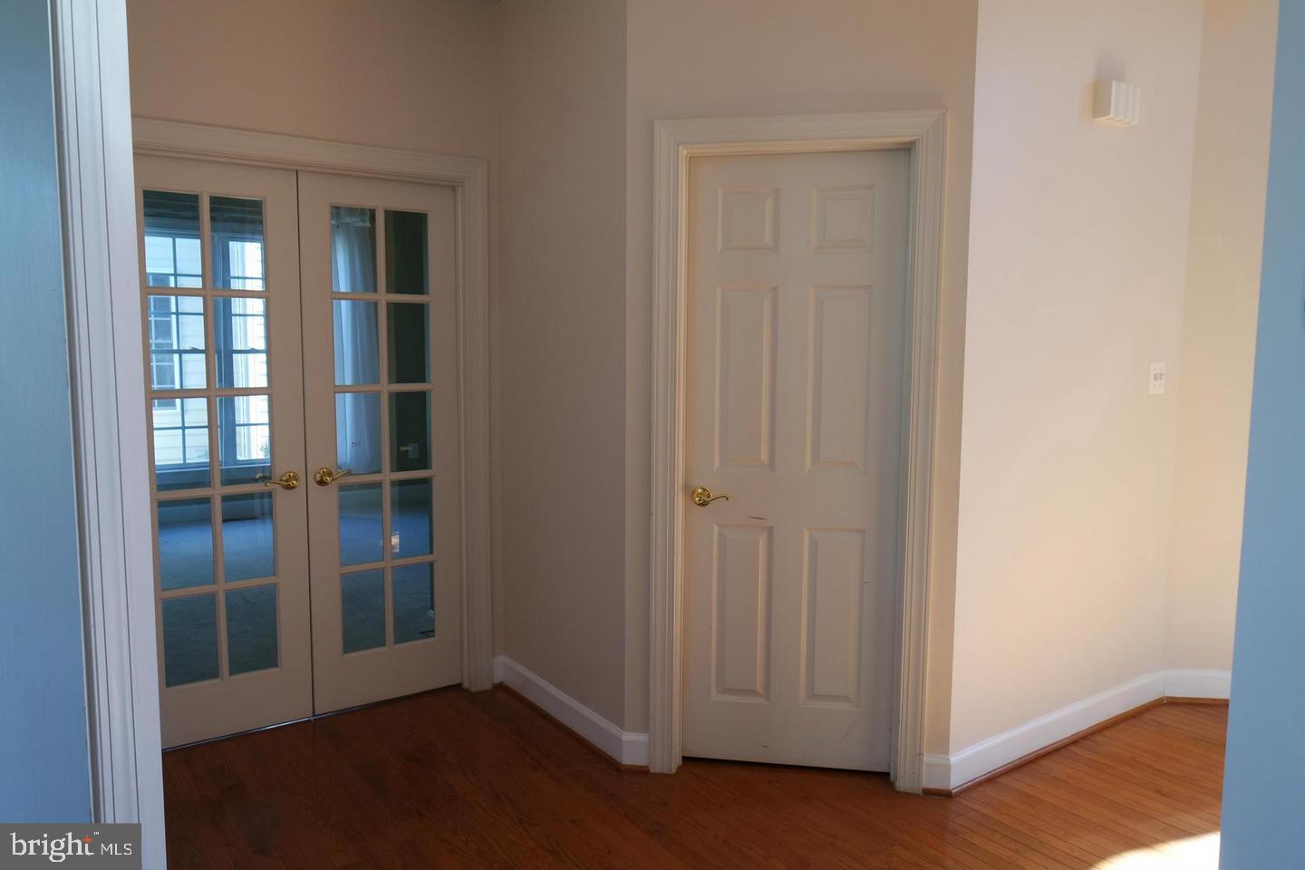 GLENKIRK ESTATES - Residential Lease