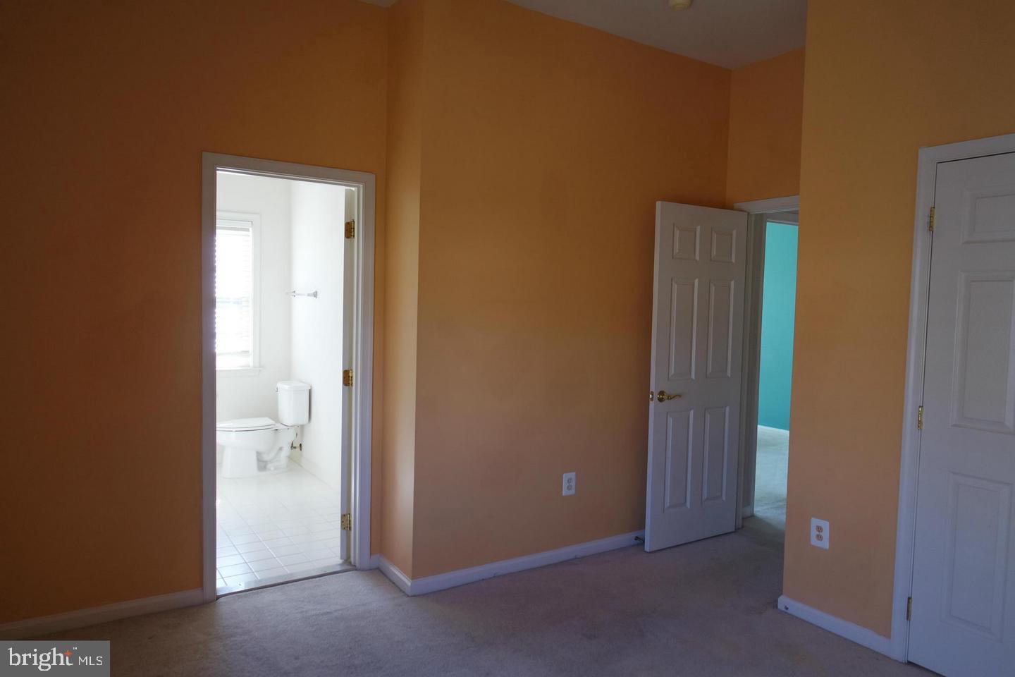 GLENKIRK ESTATES - Residential Lease