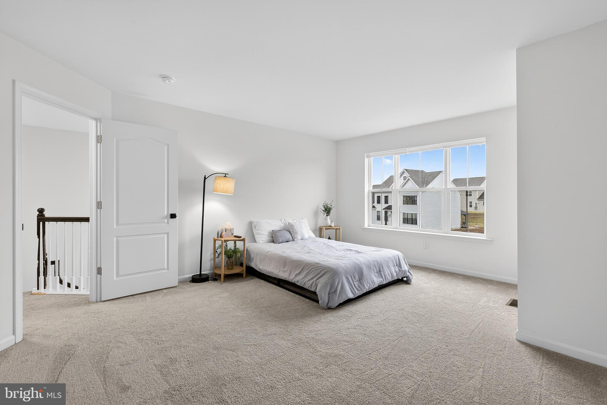 POND VIEW ESTATES - Residential