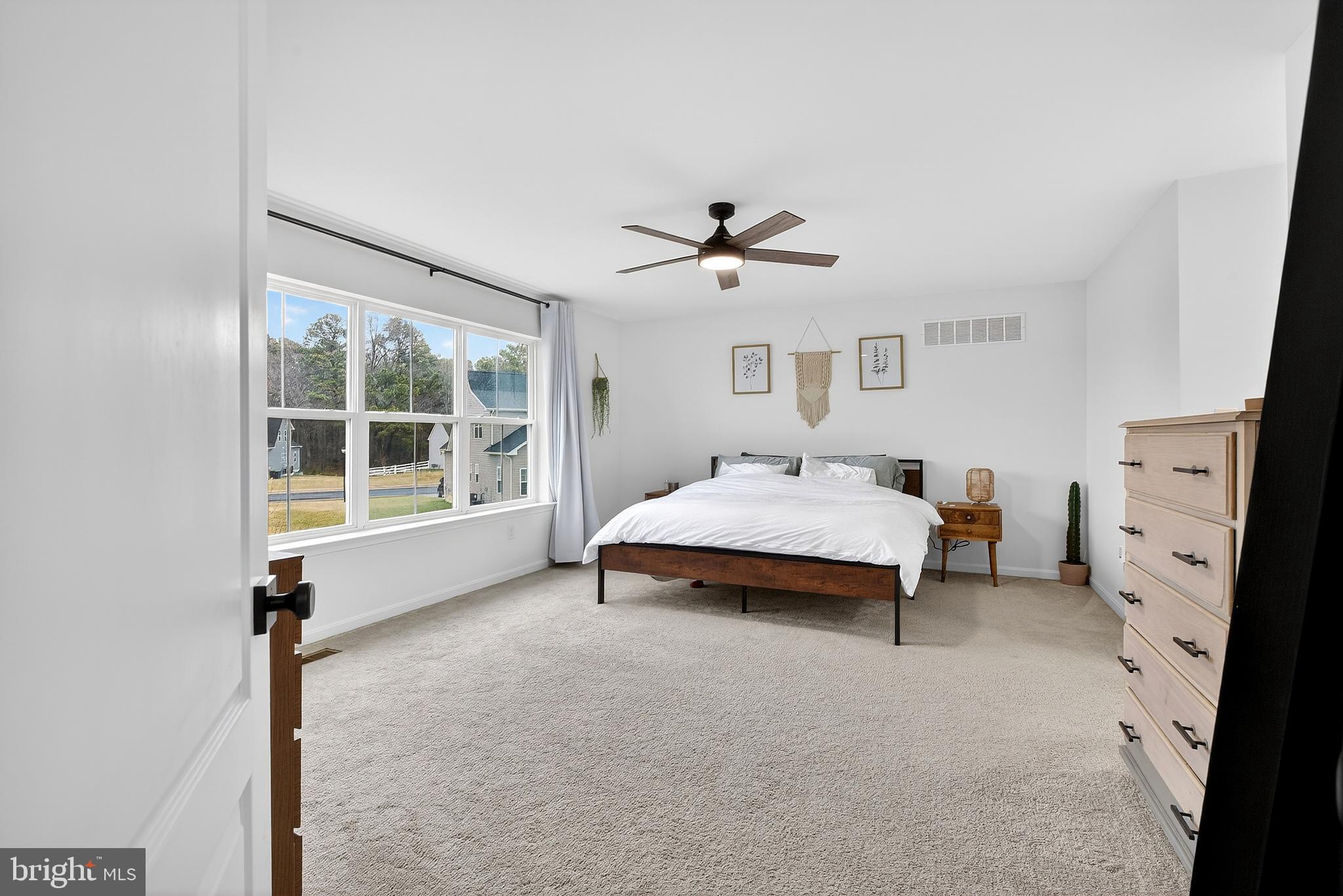 POND VIEW ESTATES - Residential