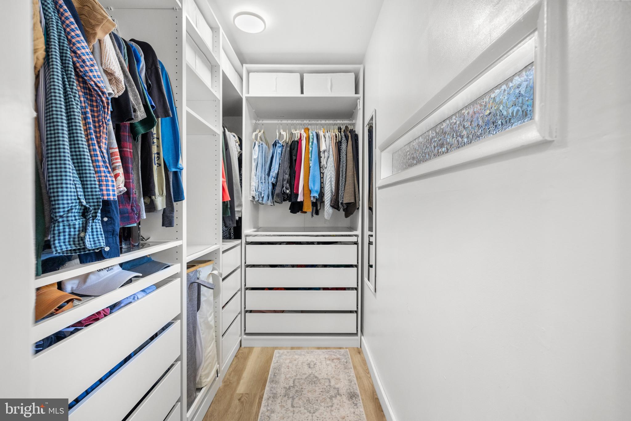 PINECREST - Residential