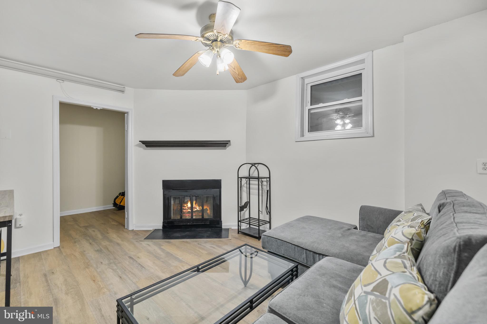 PINECREST - Residential