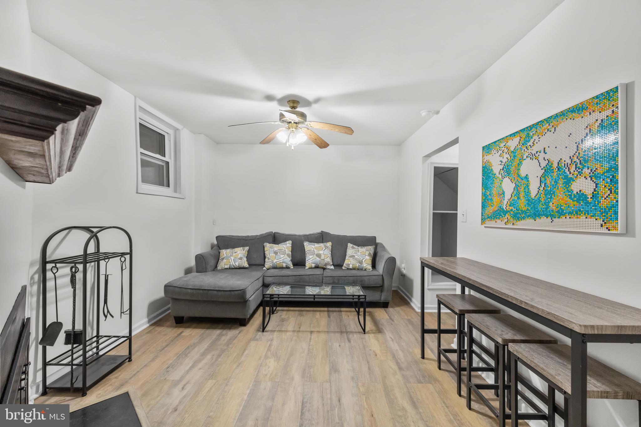 PINECREST - Residential