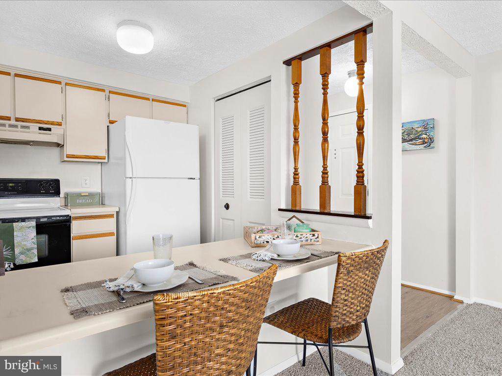 CHESTERFIELD GARDEN CONDOMINIUM - Residential