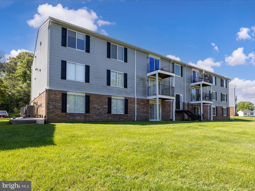 CHESTERFIELD GARDEN CONDOMINIUM - Residential