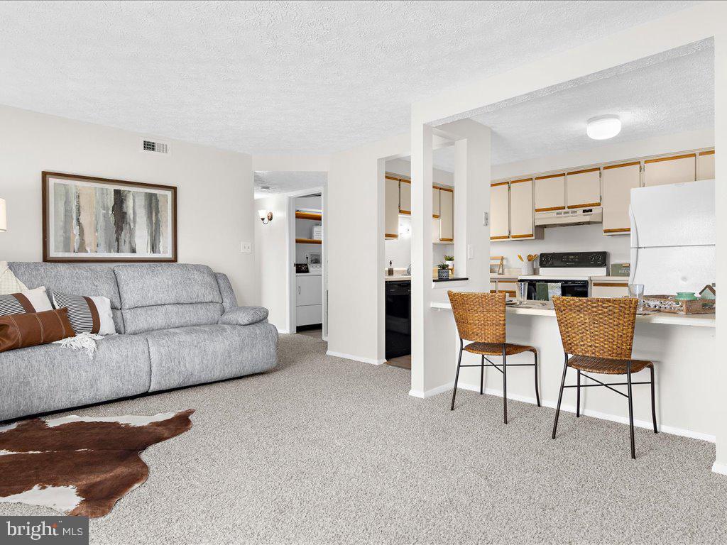 CHESTERFIELD GARDEN CONDOMINIUM - Residential