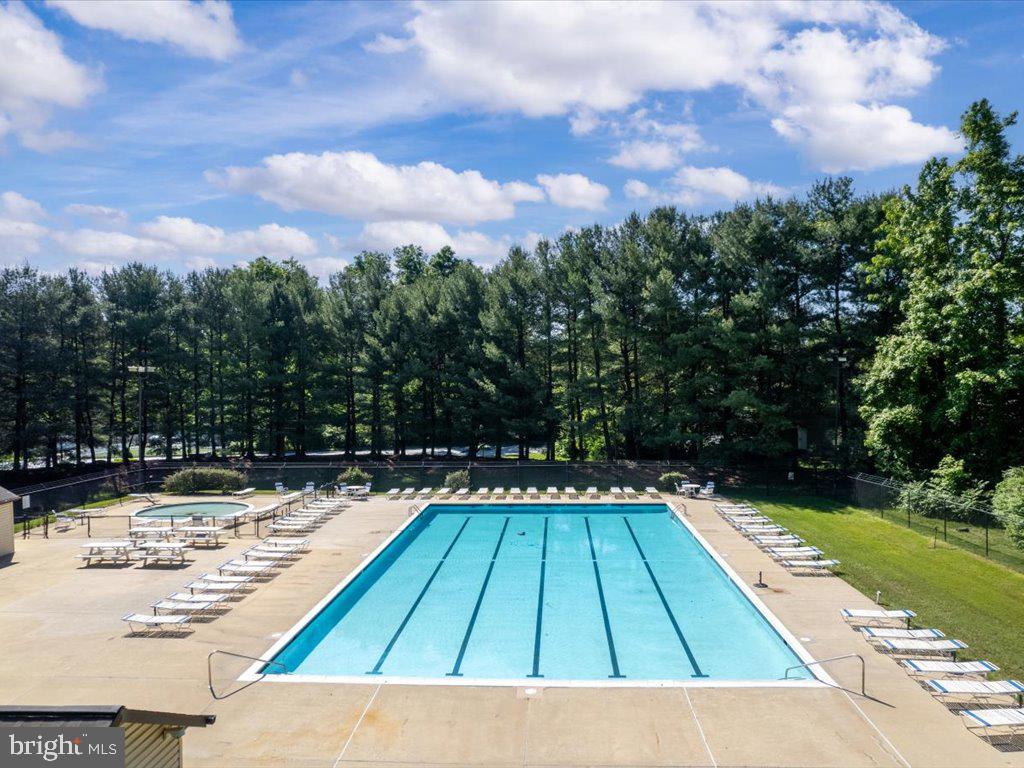 CHESTERFIELD GARDEN CONDOMINIUM - Residential