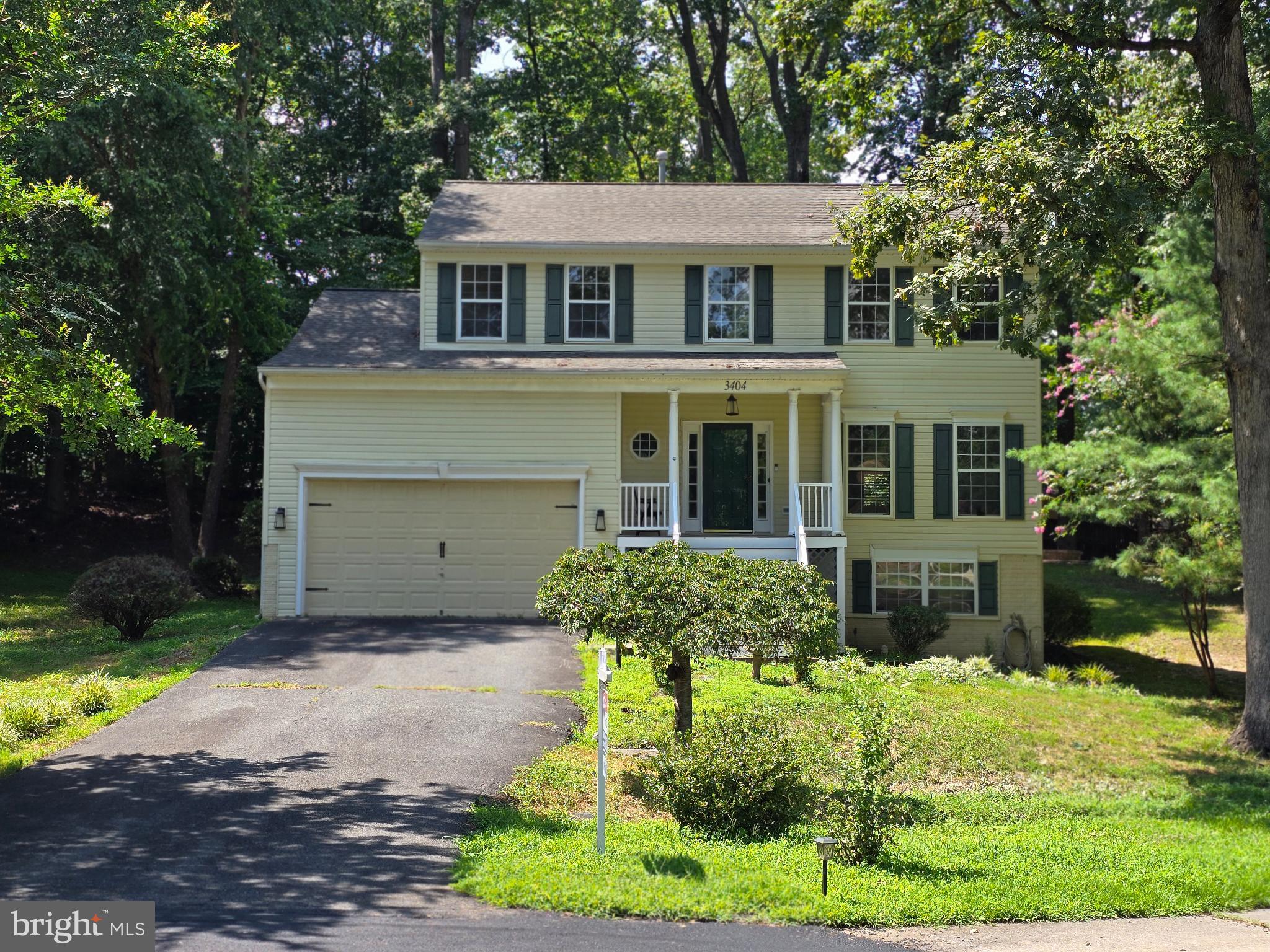 3404 HOLLY CIRCLE