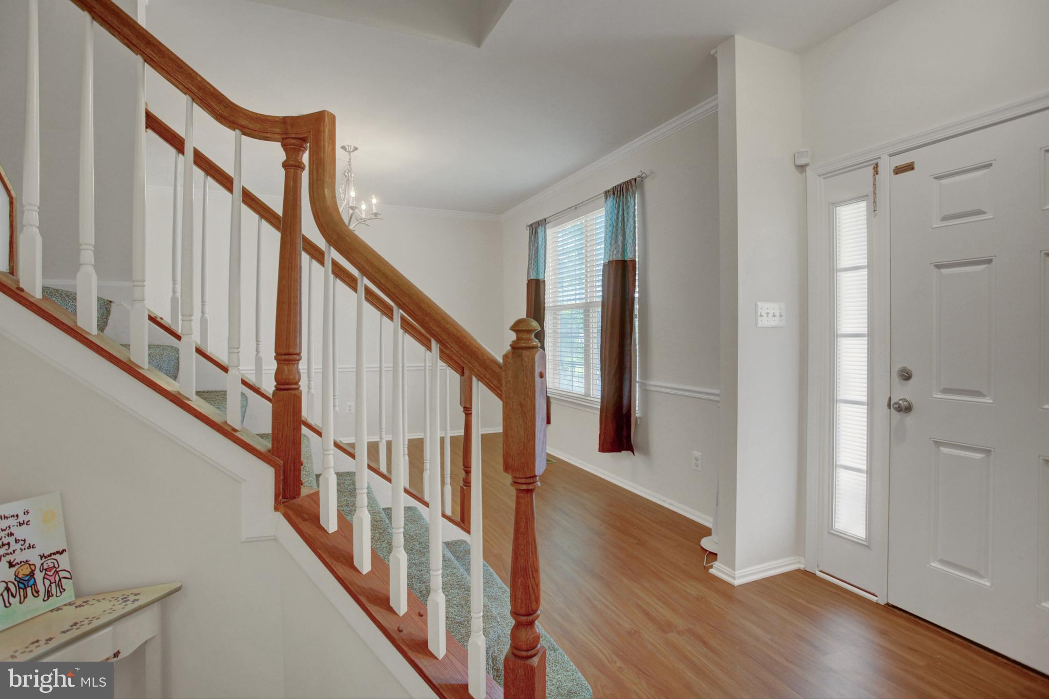 206 POLARIS COURT