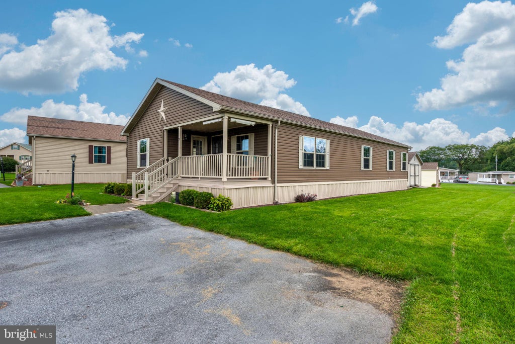 Photo of 35 Emily Lane, NEW HOLLAND, PA 17557 (MLS # PALA2094526)