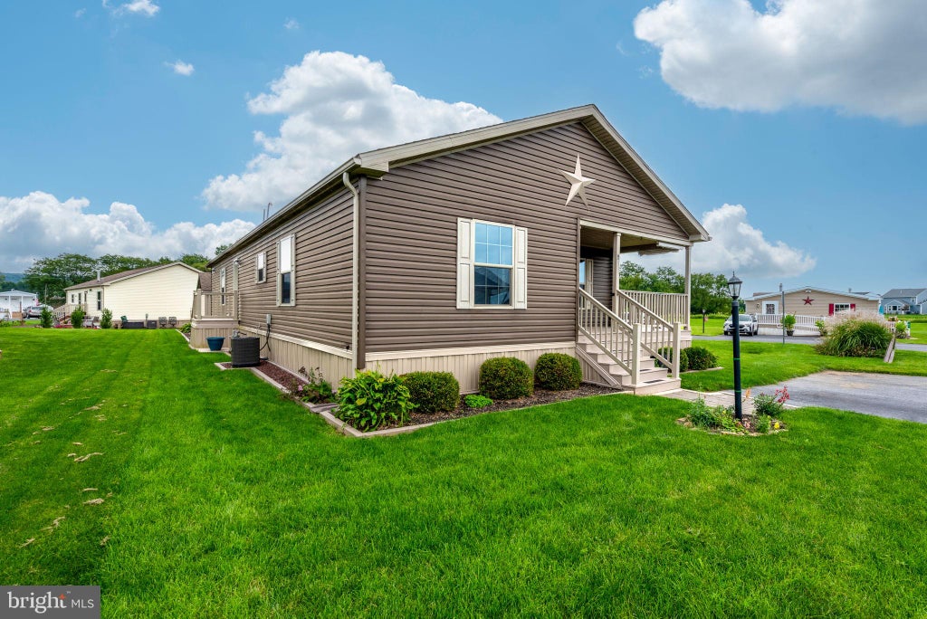 Photo of 35 Emily Lane, NEW HOLLAND, PA 17557 (MLS # PALA2094526)