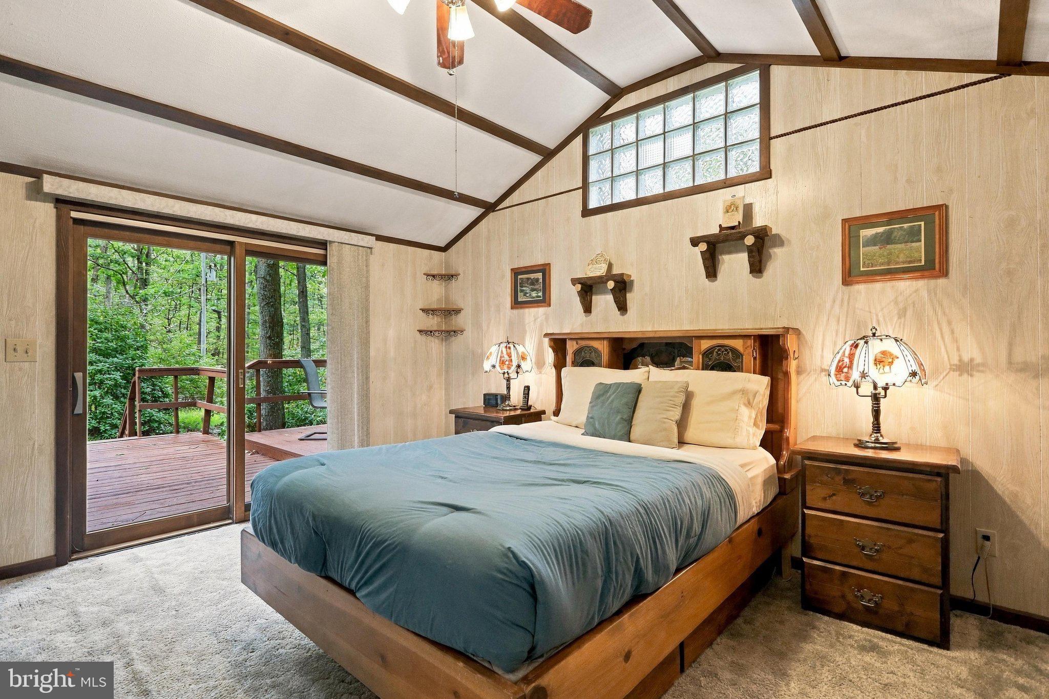 12 LITTLE RIDGE CIRCLE