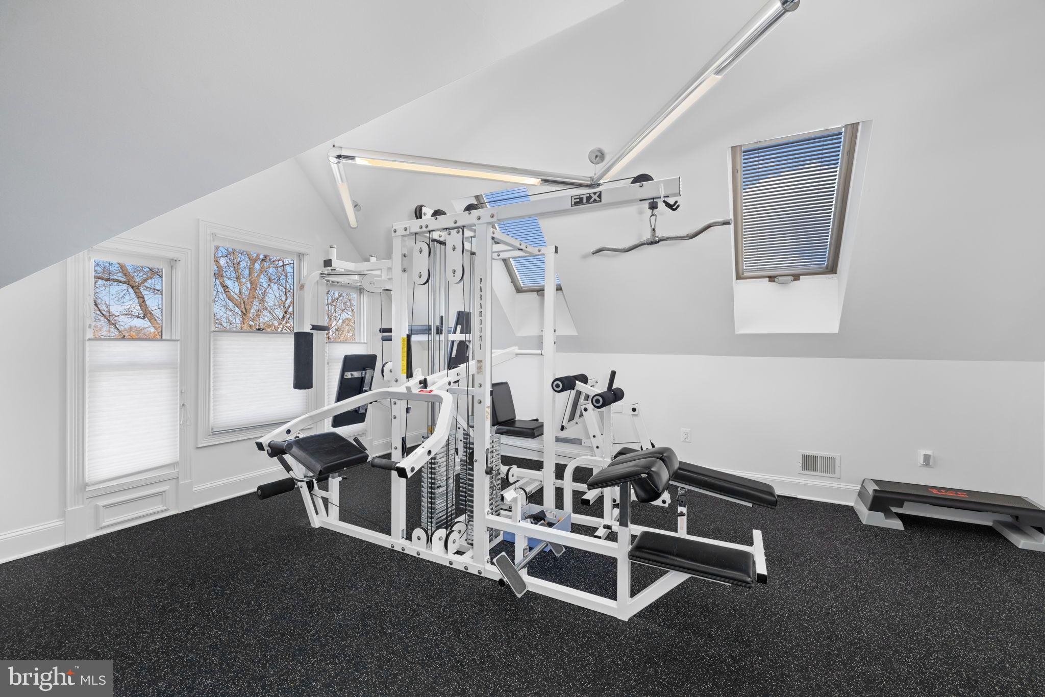 MERRYHILL - Residential