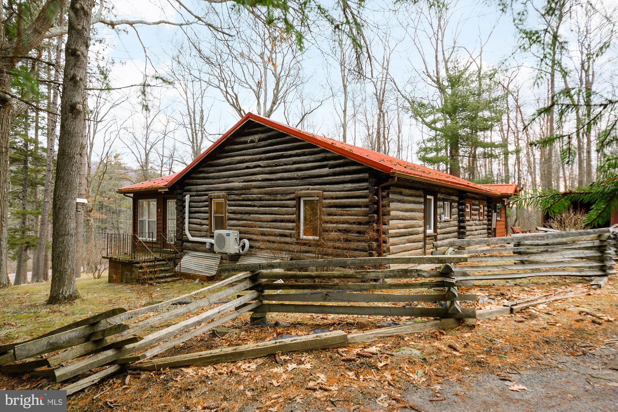 THAYERVILLE - Residential