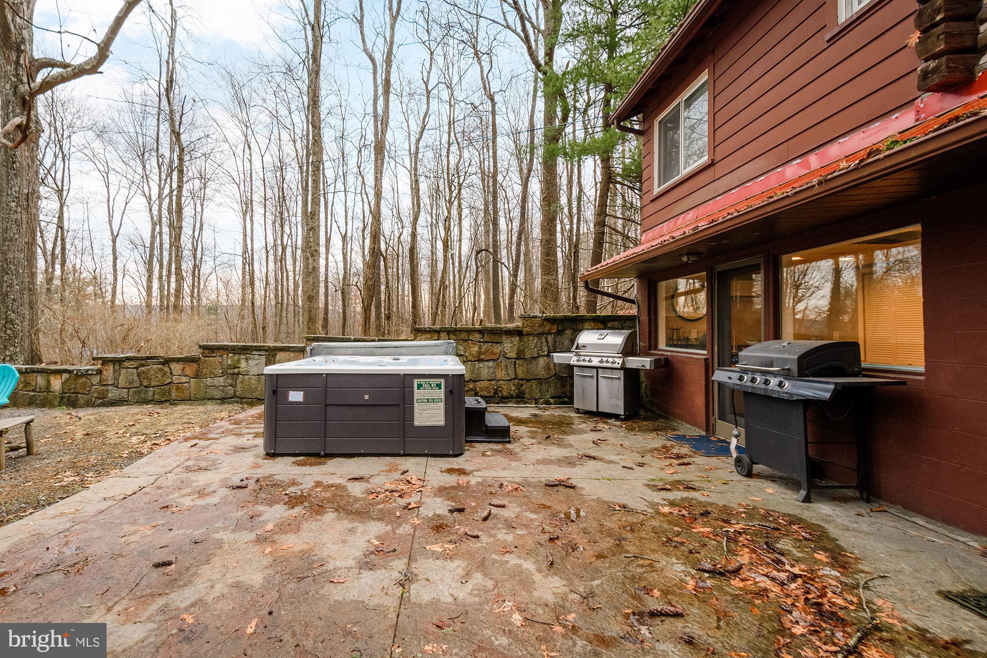 THAYERVILLE - Residential