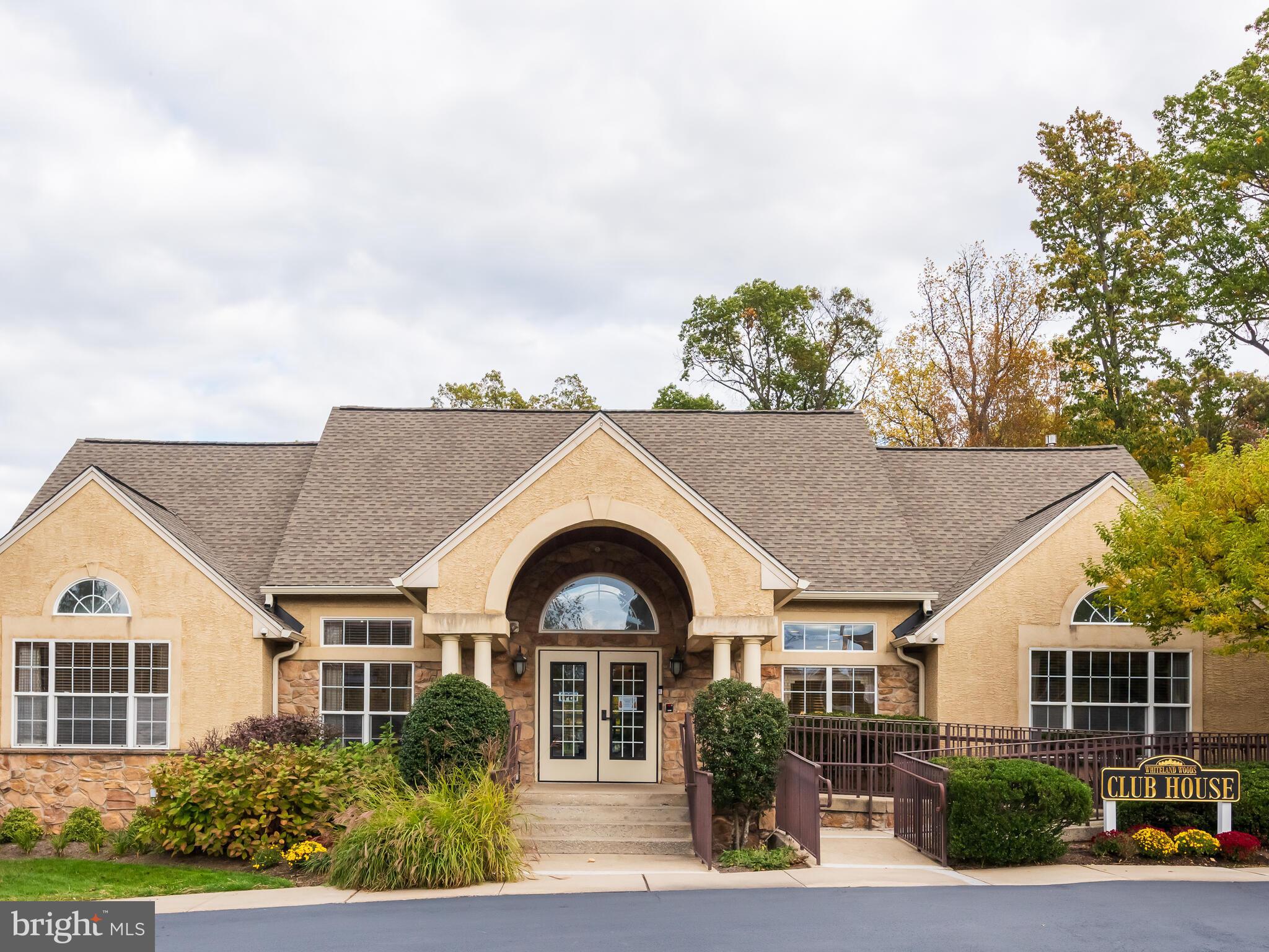 WHITELAND WOODS - Residential