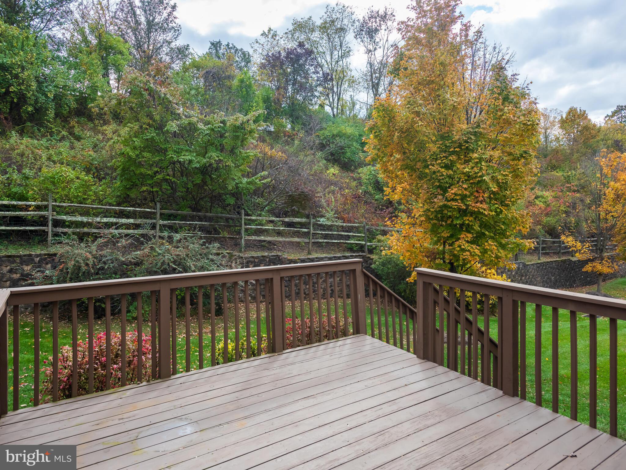 WHITELAND WOODS - Residential