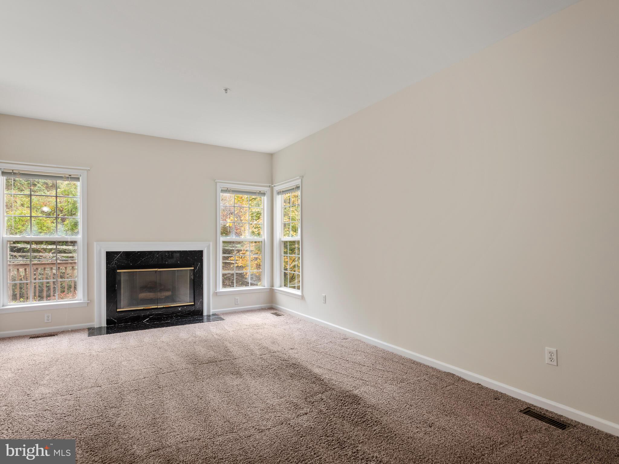 WHITELAND WOODS - Residential