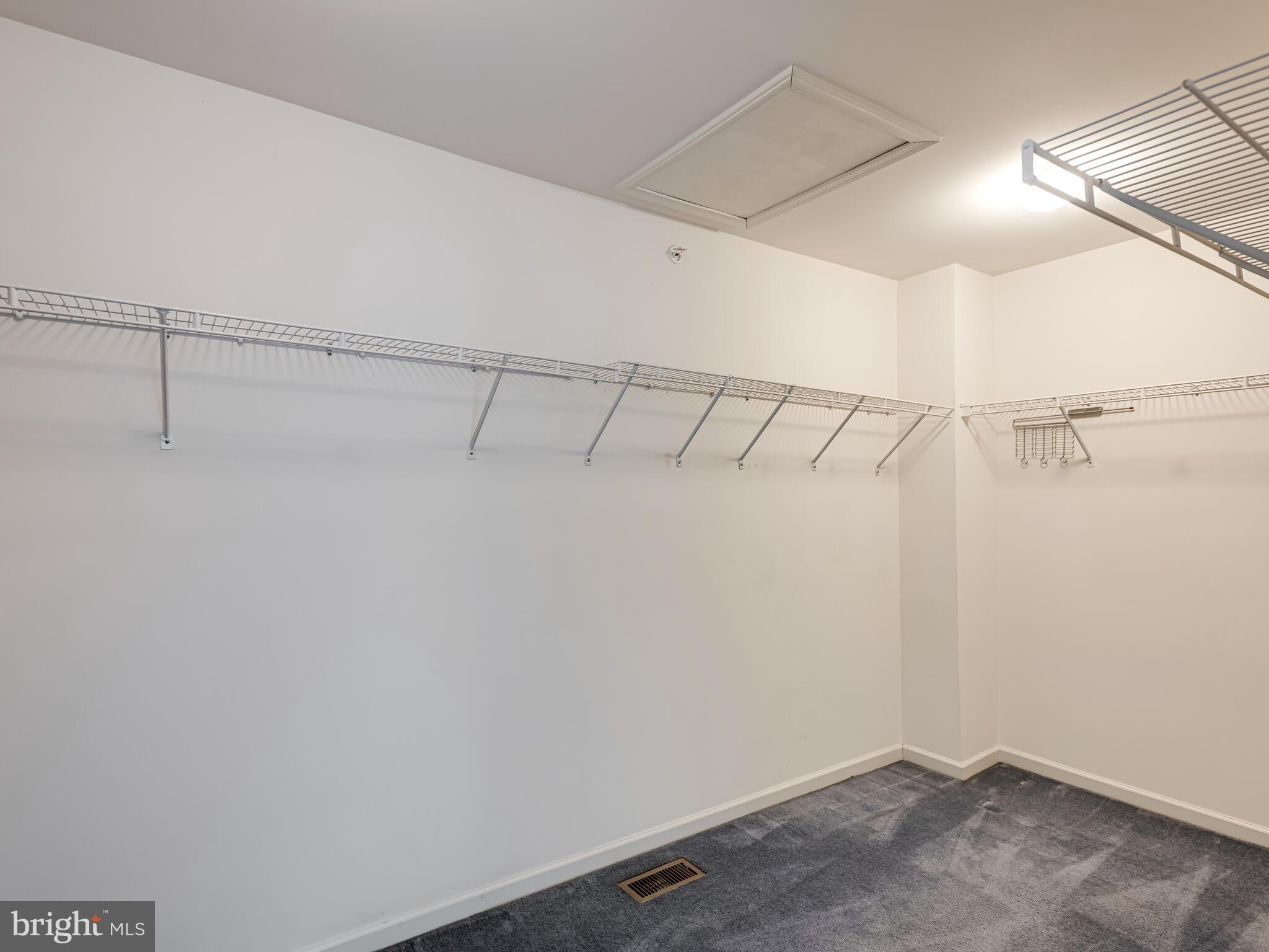 WHITELAND WOODS - Residential