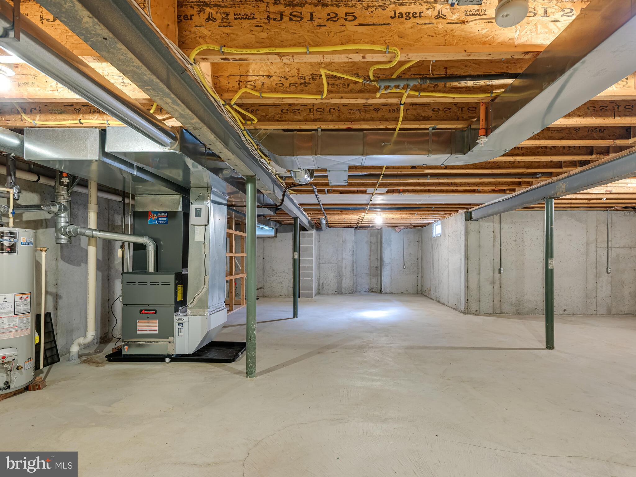 WHITELAND WOODS - Residential